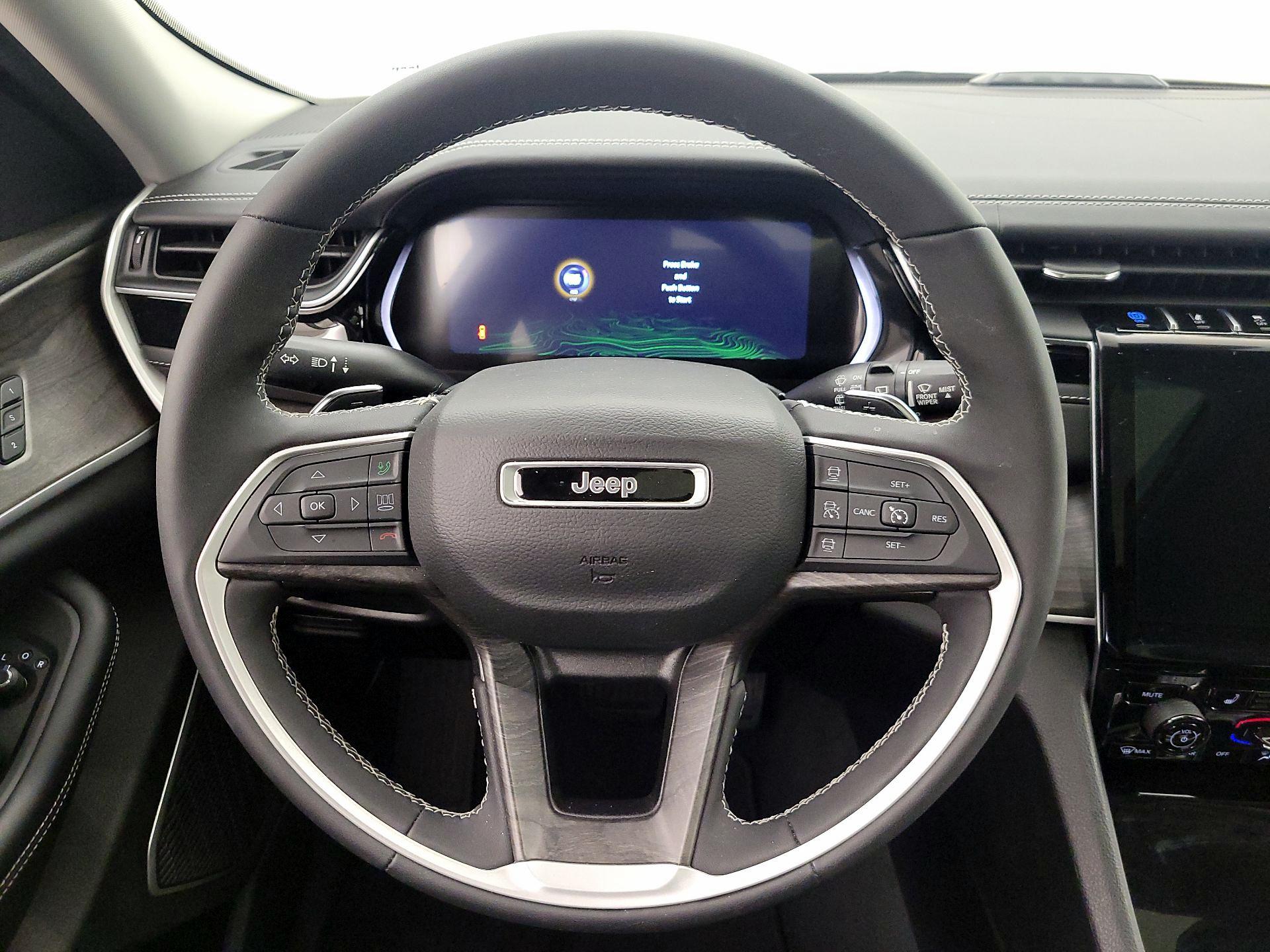 Thumbnail: 2022 Jeep Grand Cherokee - 10