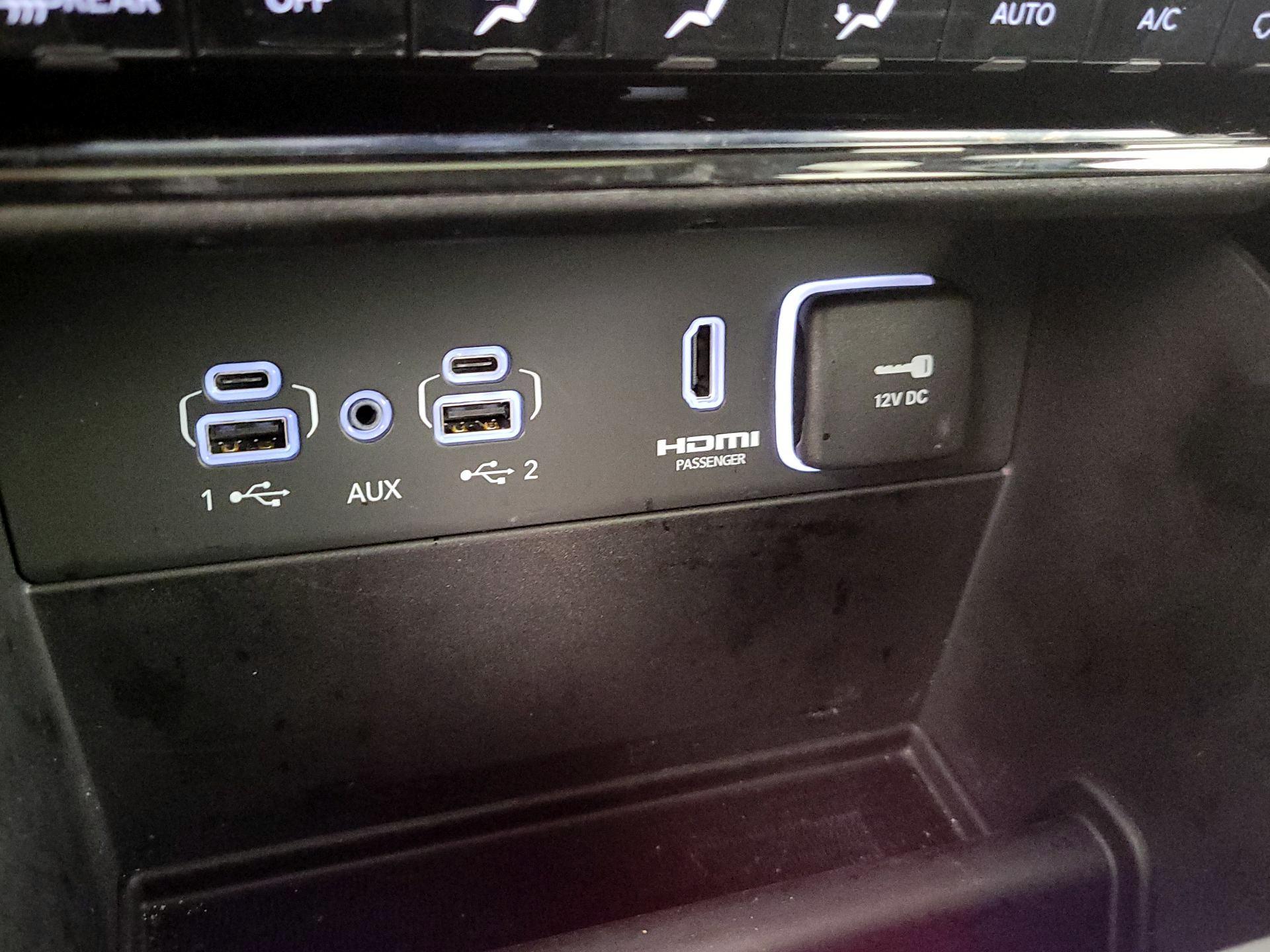 Thumbnail: 2022 Jeep Grand Cherokee - 19