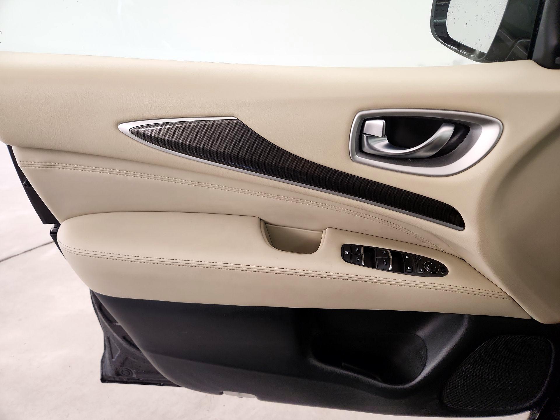 Thumbnail: 2020 INFINITI QX60 - 12