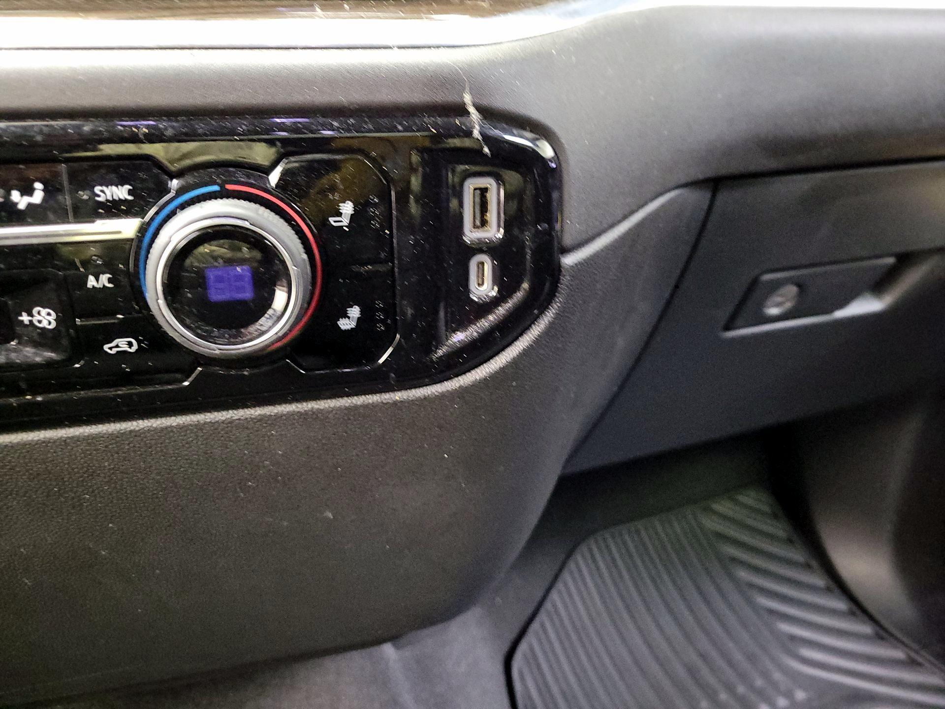 Thumbnail: 2022 Chevrolet Silverado 1500 - 18