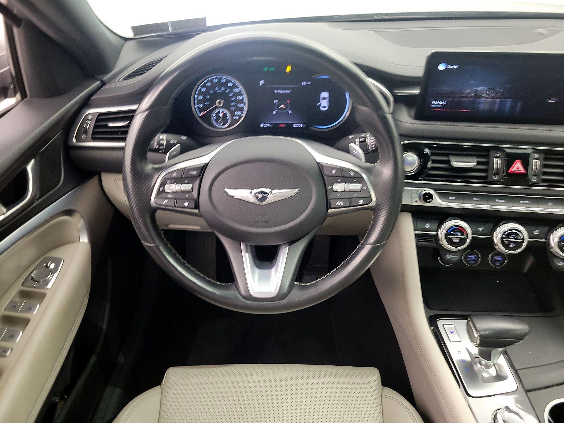 Thumbnail: 2022 Genesis G70 - 10