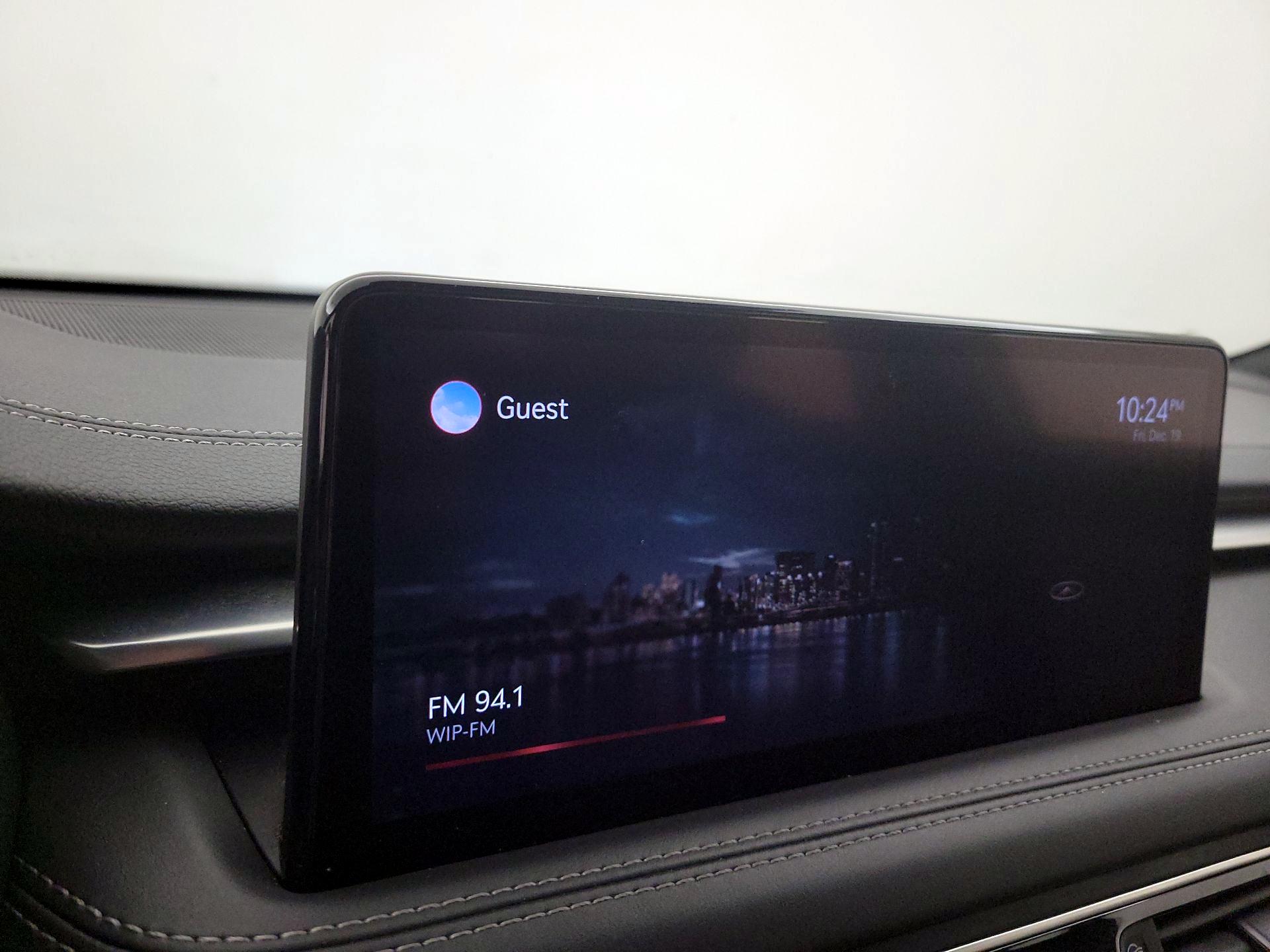 Thumbnail: 2022 Genesis G70 - 15