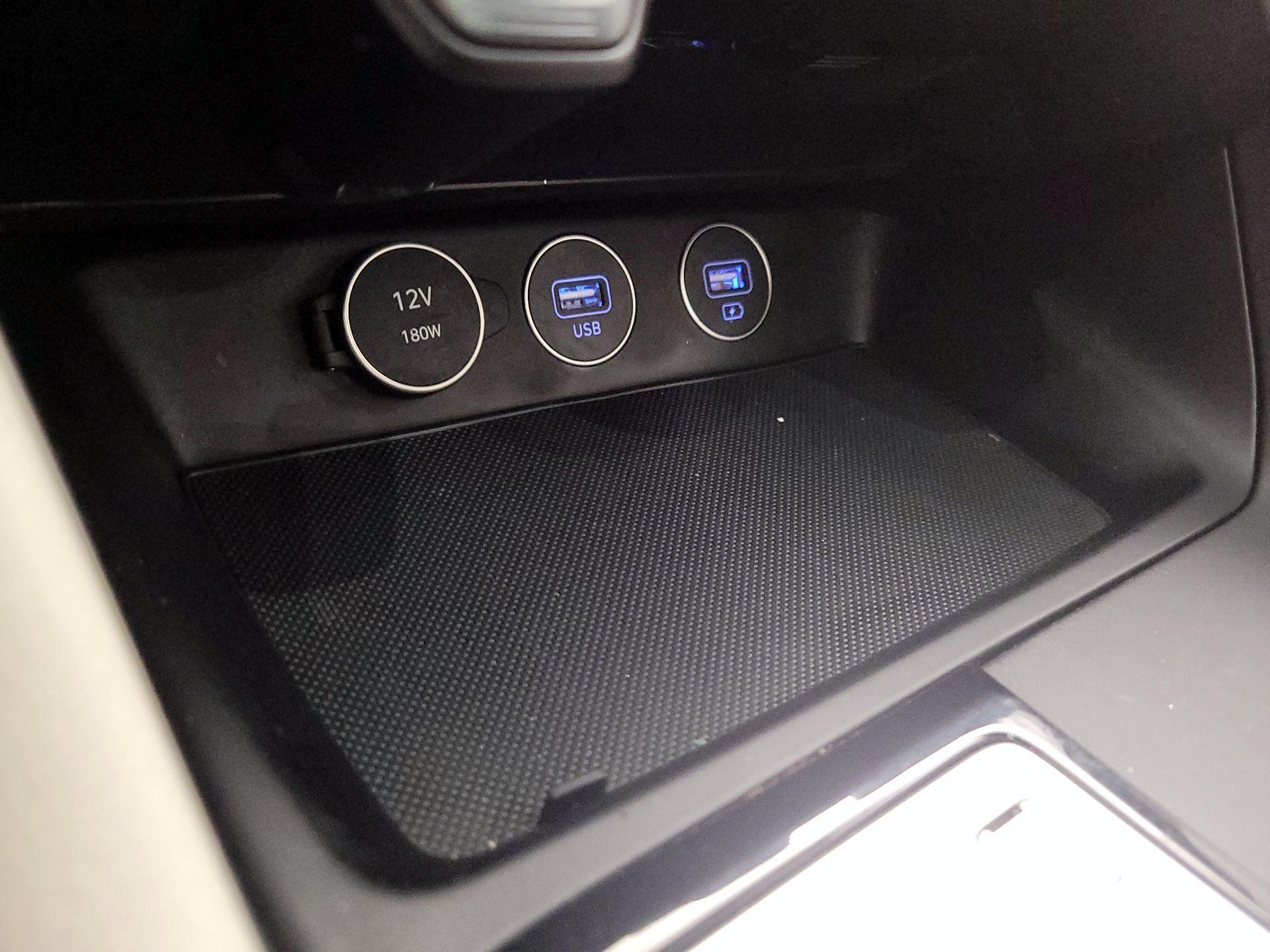 Thumbnail: 2022 Genesis G70 - 18