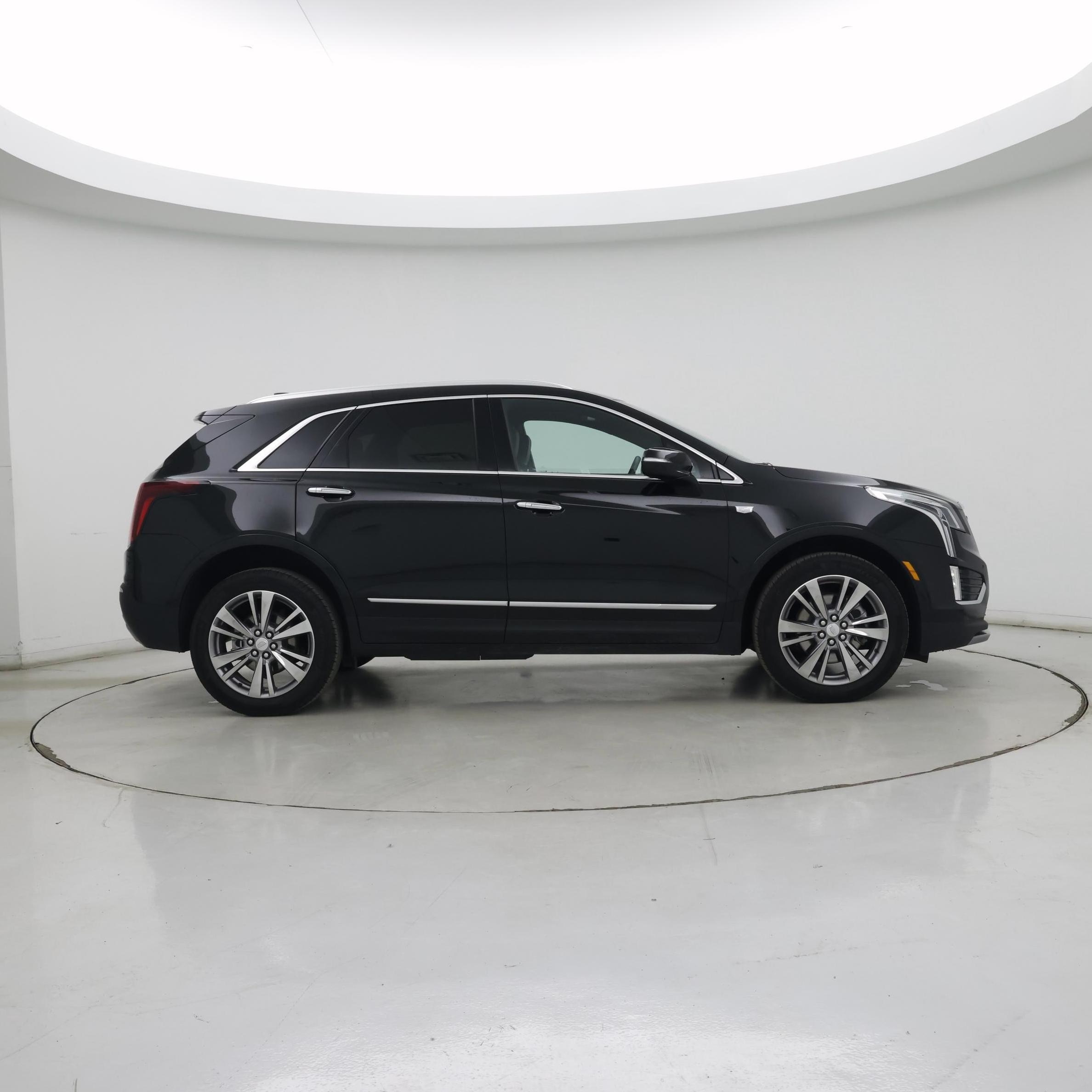 Thumbnail: 2025 Cadillac XT5 - 7