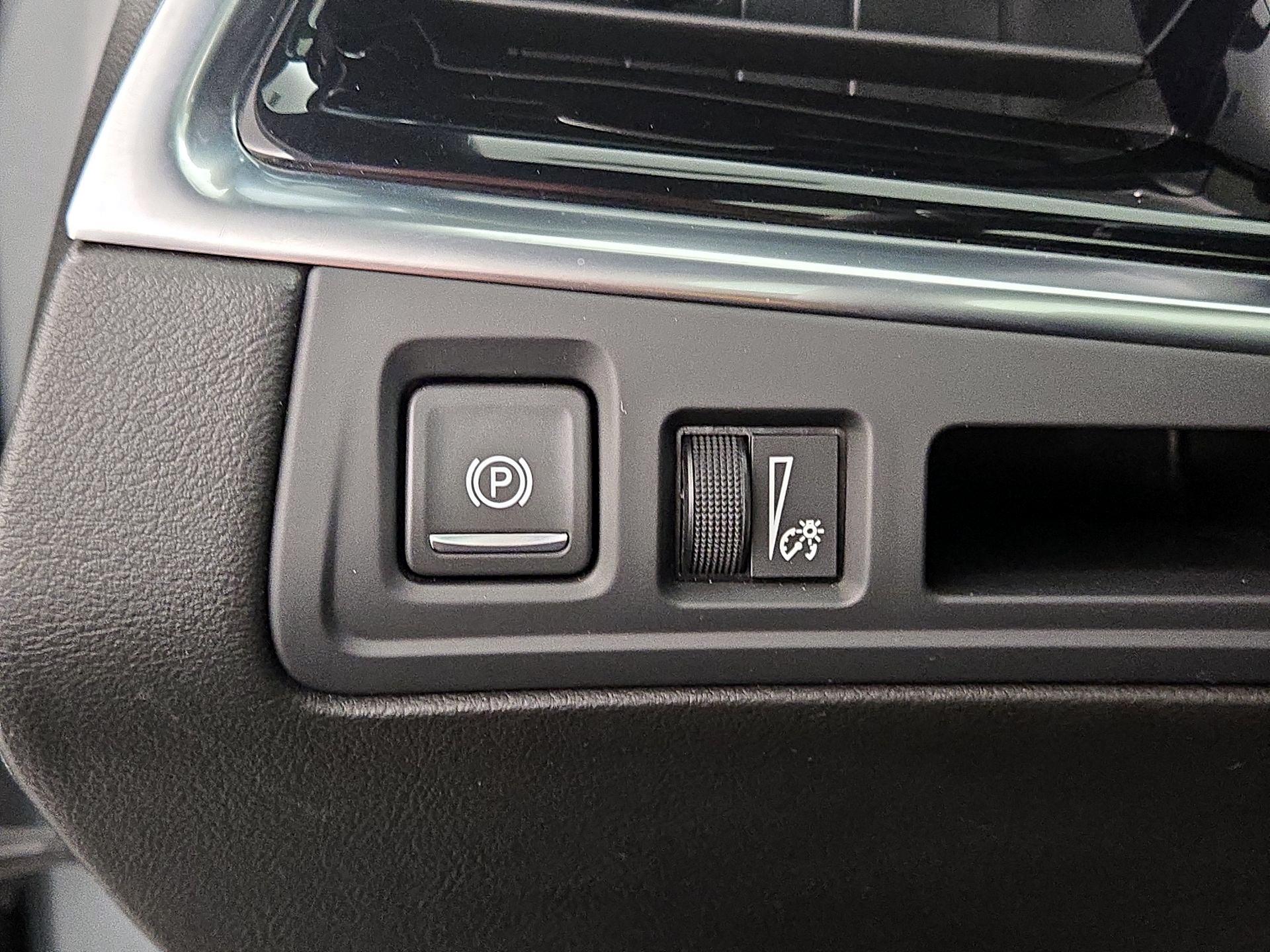 Thumbnail: 2025 Cadillac XT6 - 13