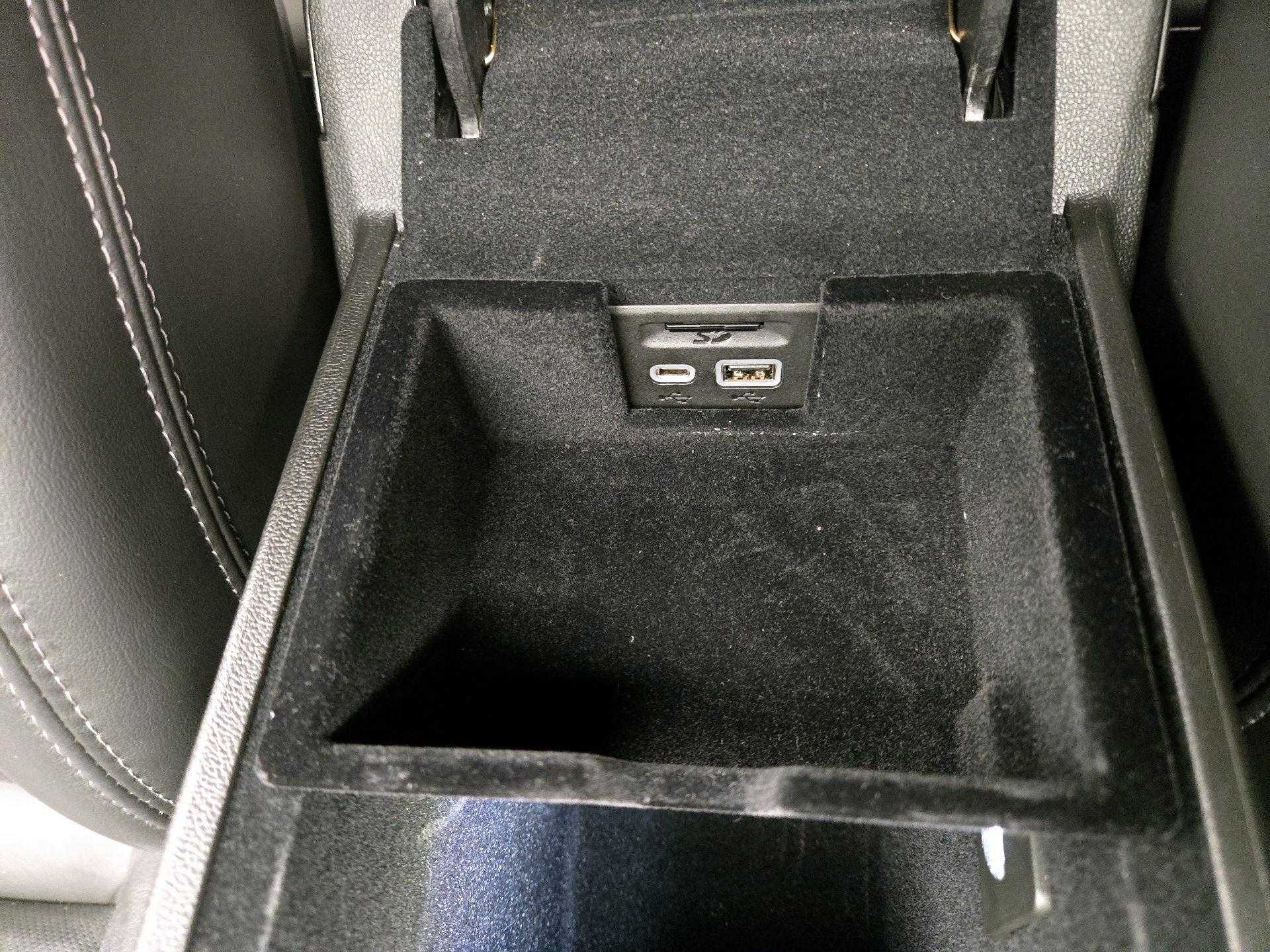 Thumbnail: 2025 Cadillac XT6 - 19