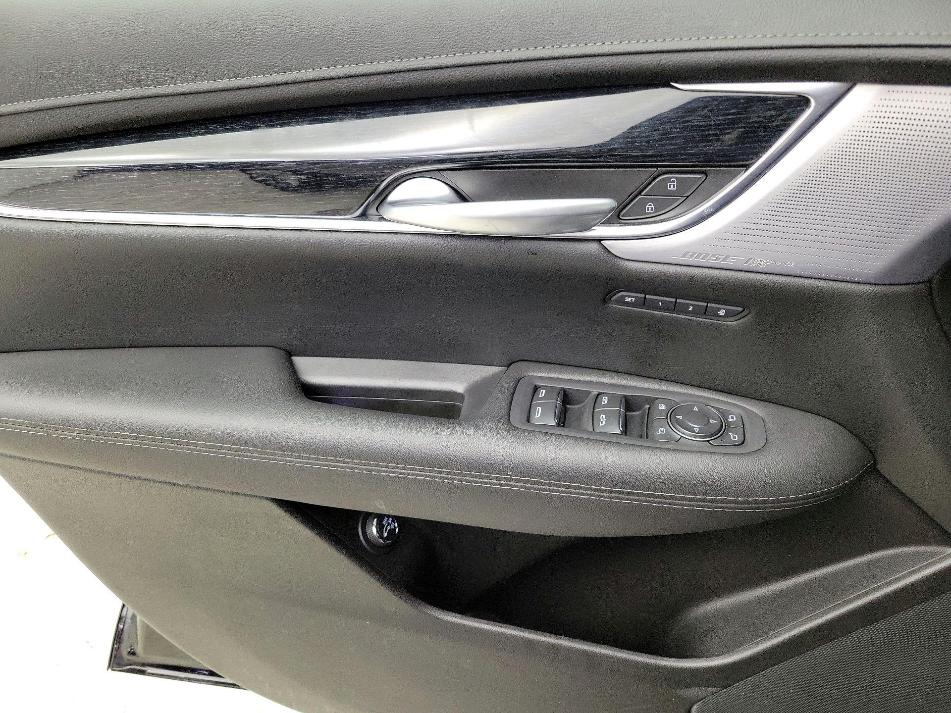 Thumbnail: 2025 Cadillac XT5 - 12