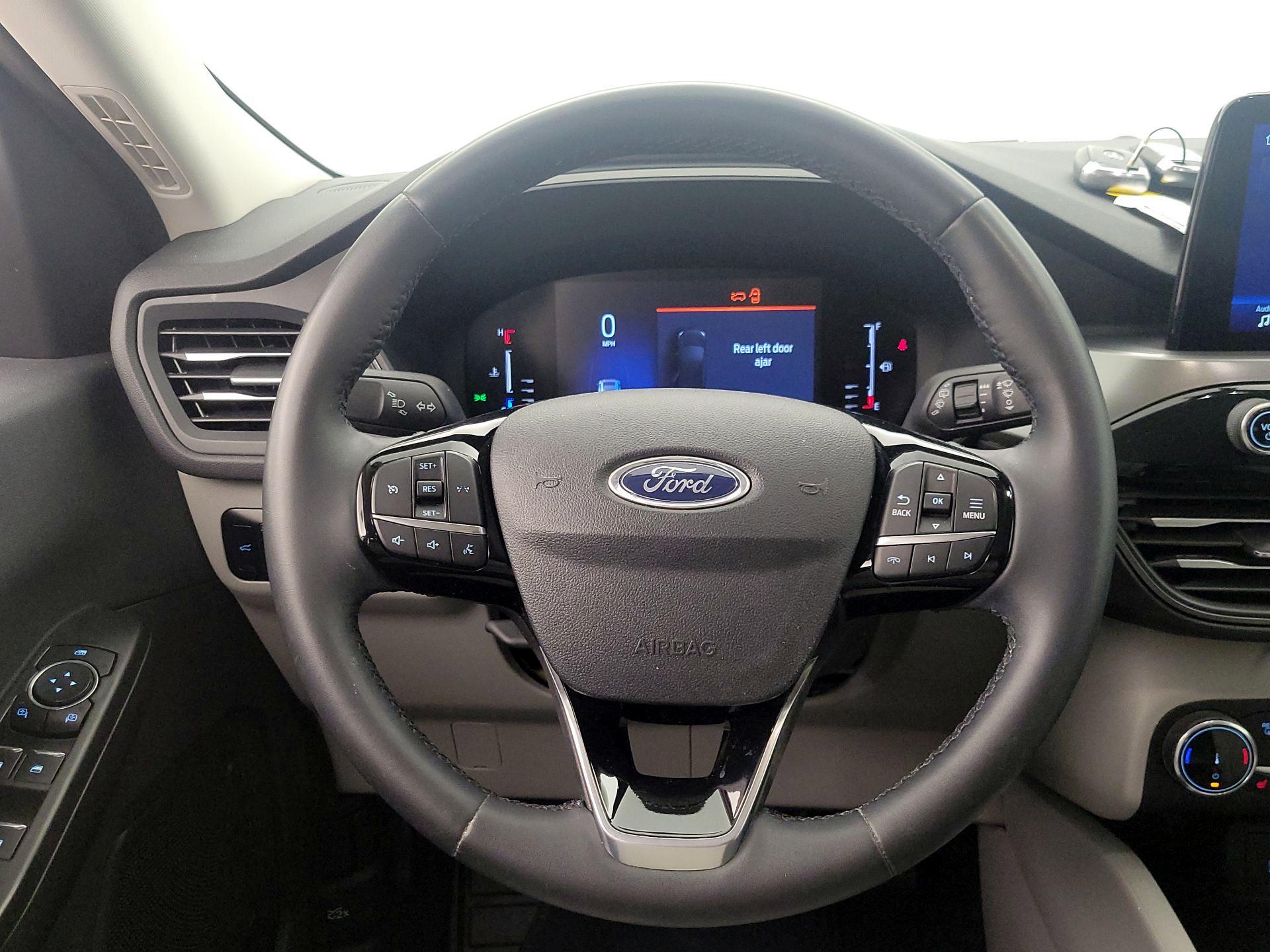 Thumbnail: 2023 Ford Escape - 10