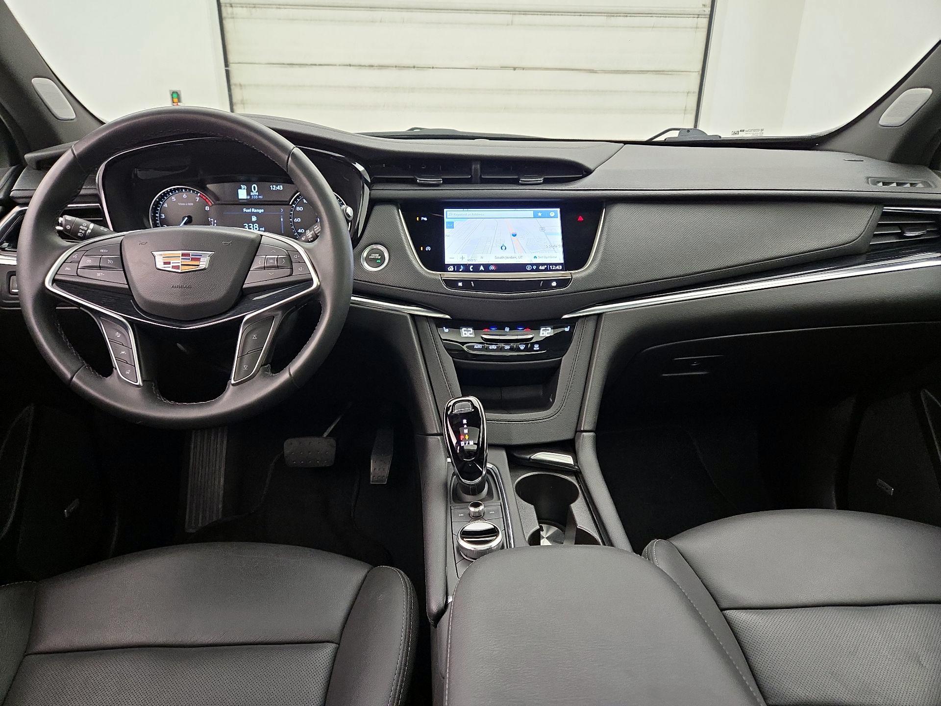 Thumbnail: 2025 Cadillac XT5 - 9