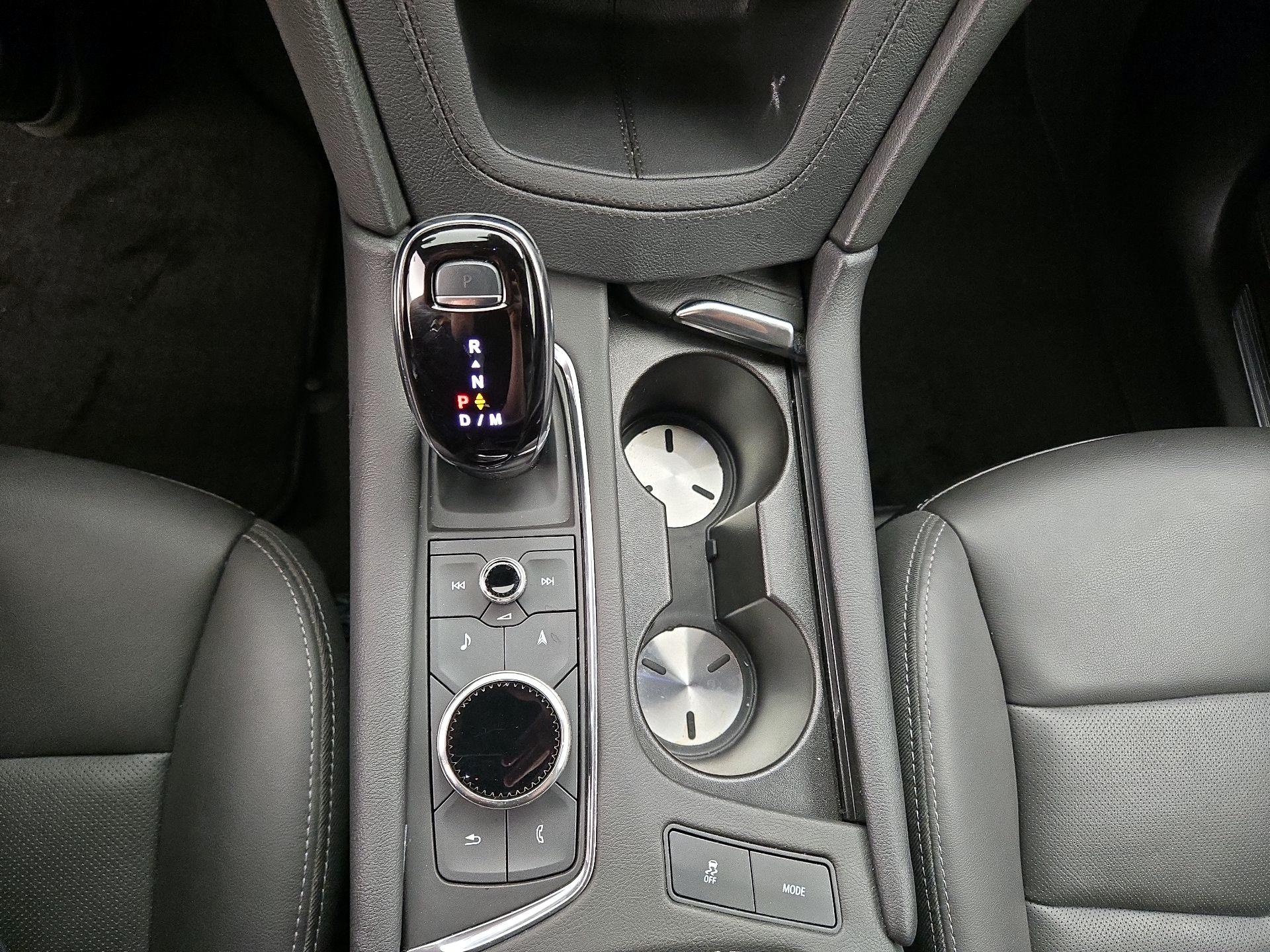 Thumbnail: 2025 Cadillac XT5 - 18