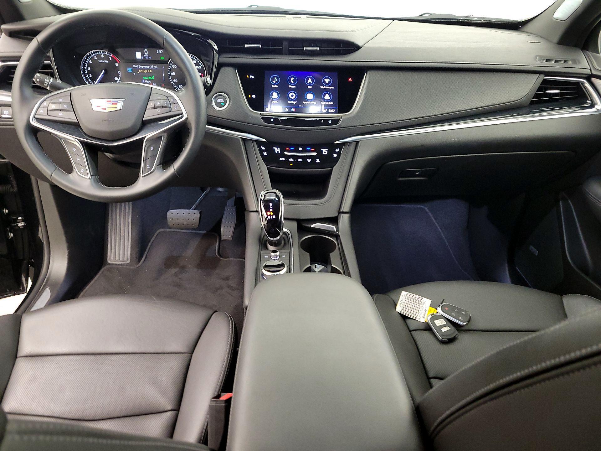 Thumbnail: 2025 Cadillac XT5 - 9