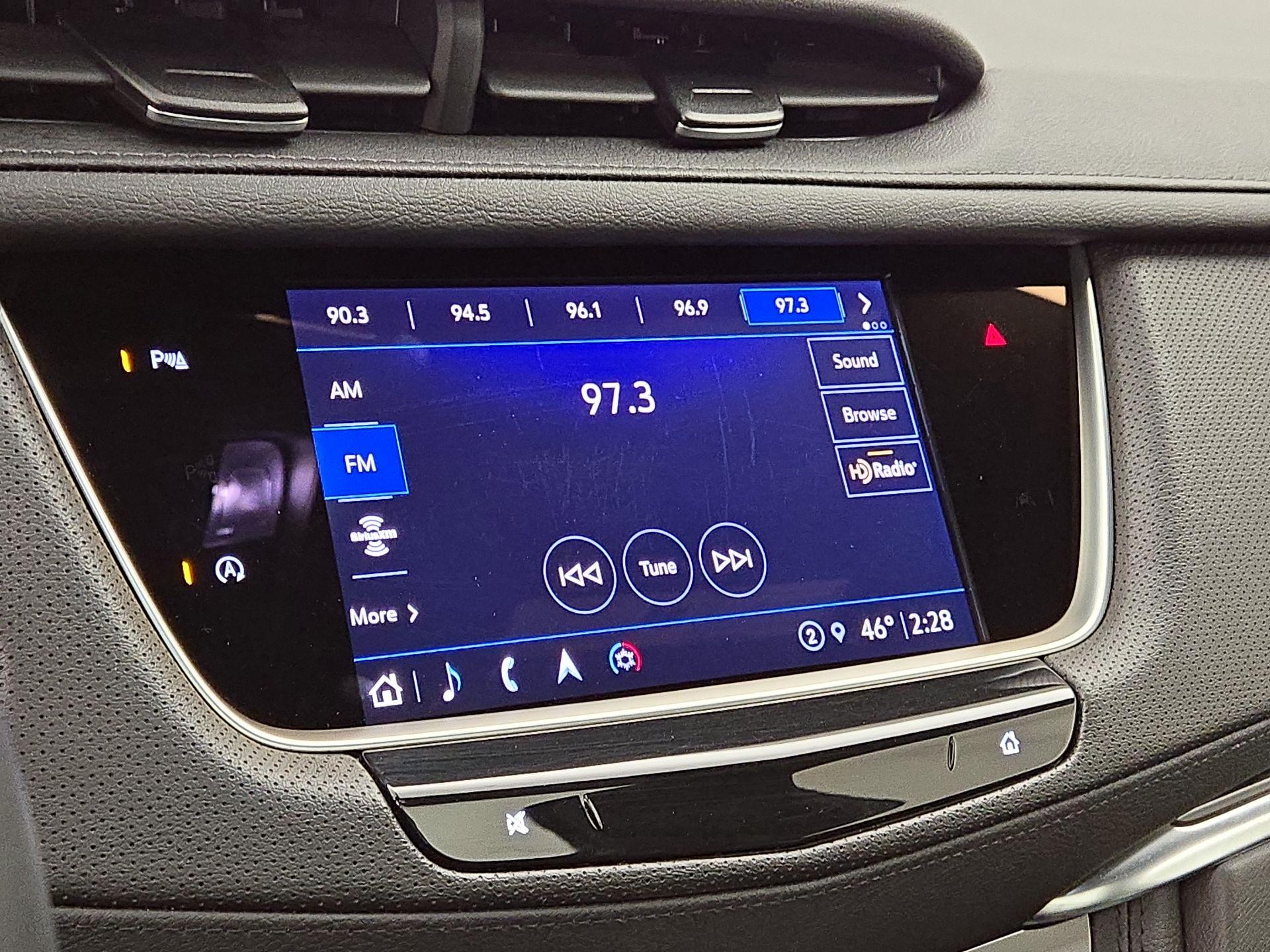 Thumbnail: 2025 Cadillac XT5 - 16