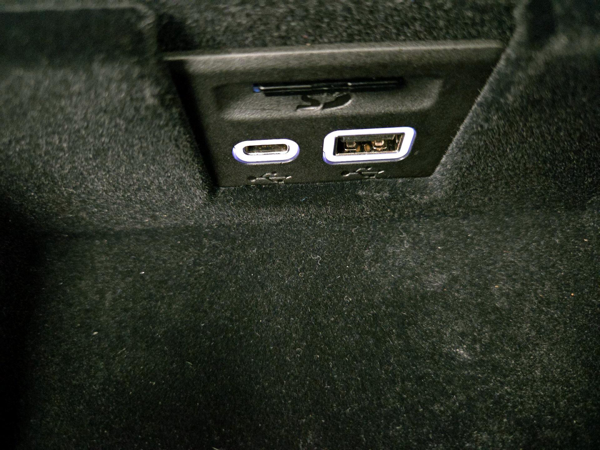 Thumbnail: 2025 Cadillac XT5 - 19