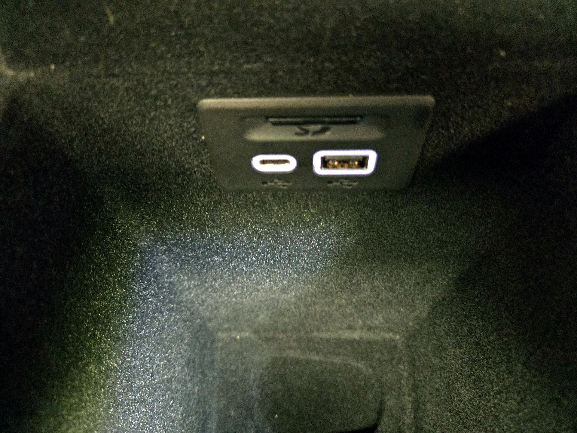 Thumbnail: 2025 Cadillac XT5 - 19