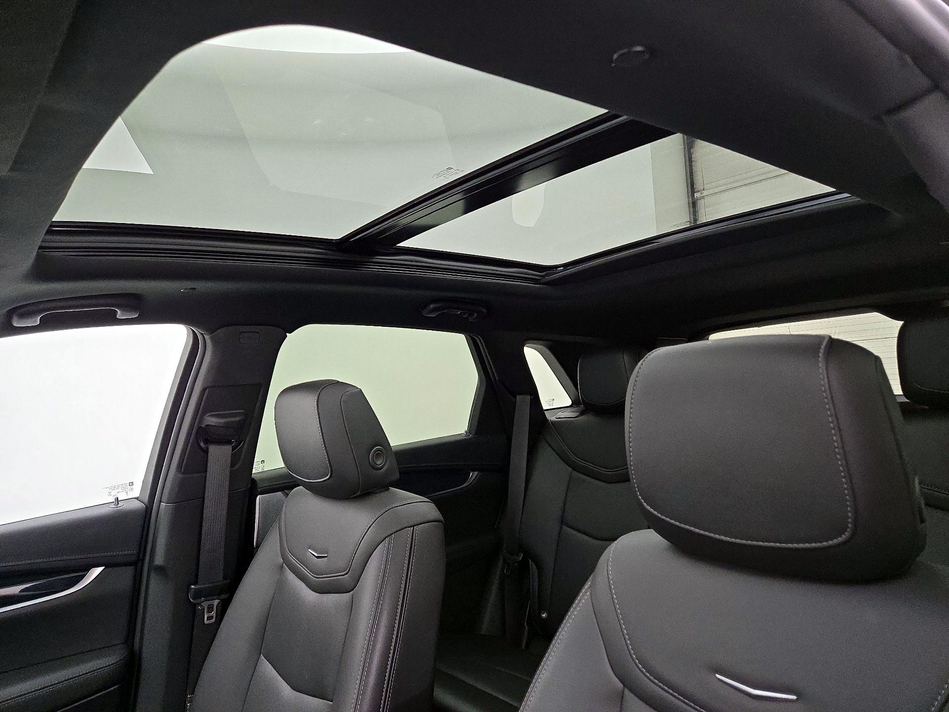 Thumbnail: 2025 Cadillac XT5 - 20