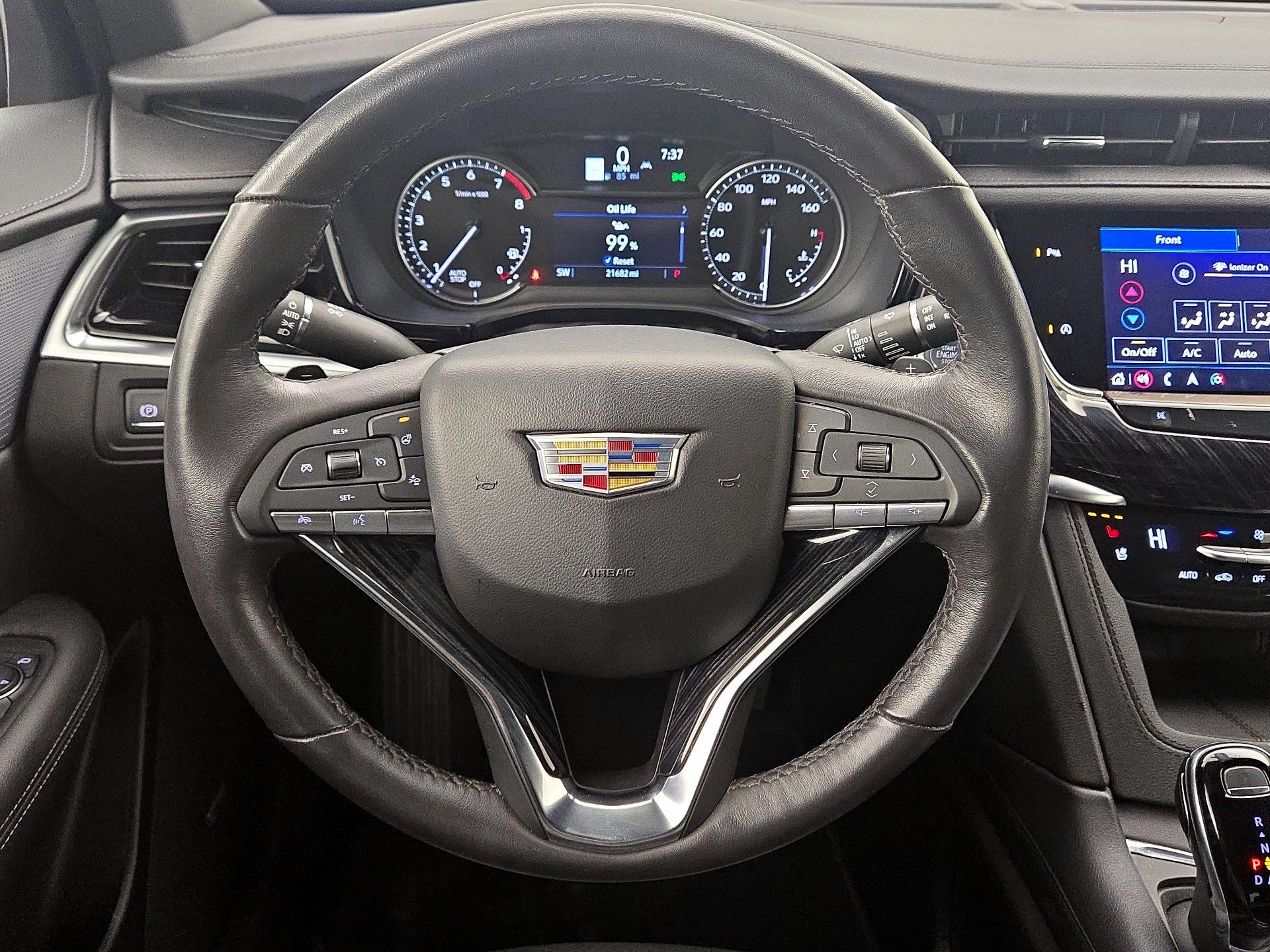 Thumbnail: 2025 Cadillac XT6 - 10