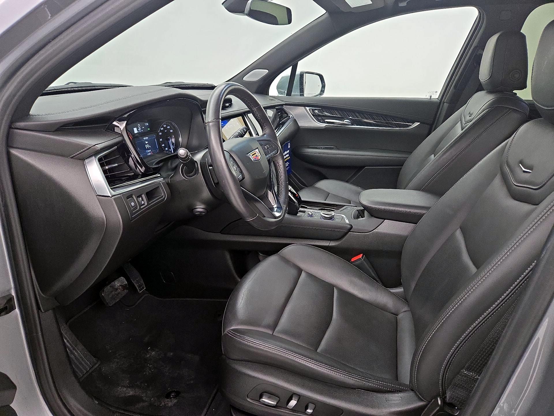 Thumbnail: 2025 Cadillac XT6 - 11