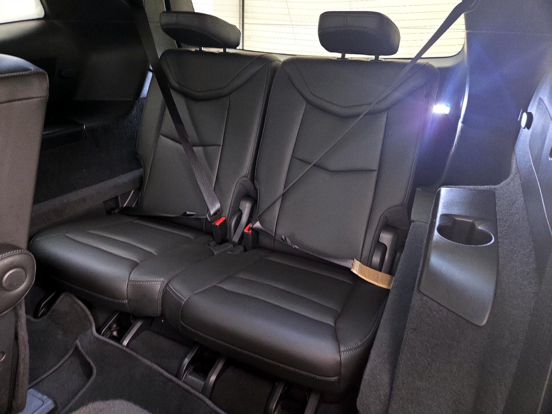 Thumbnail: 2025 Cadillac XT6 - 19