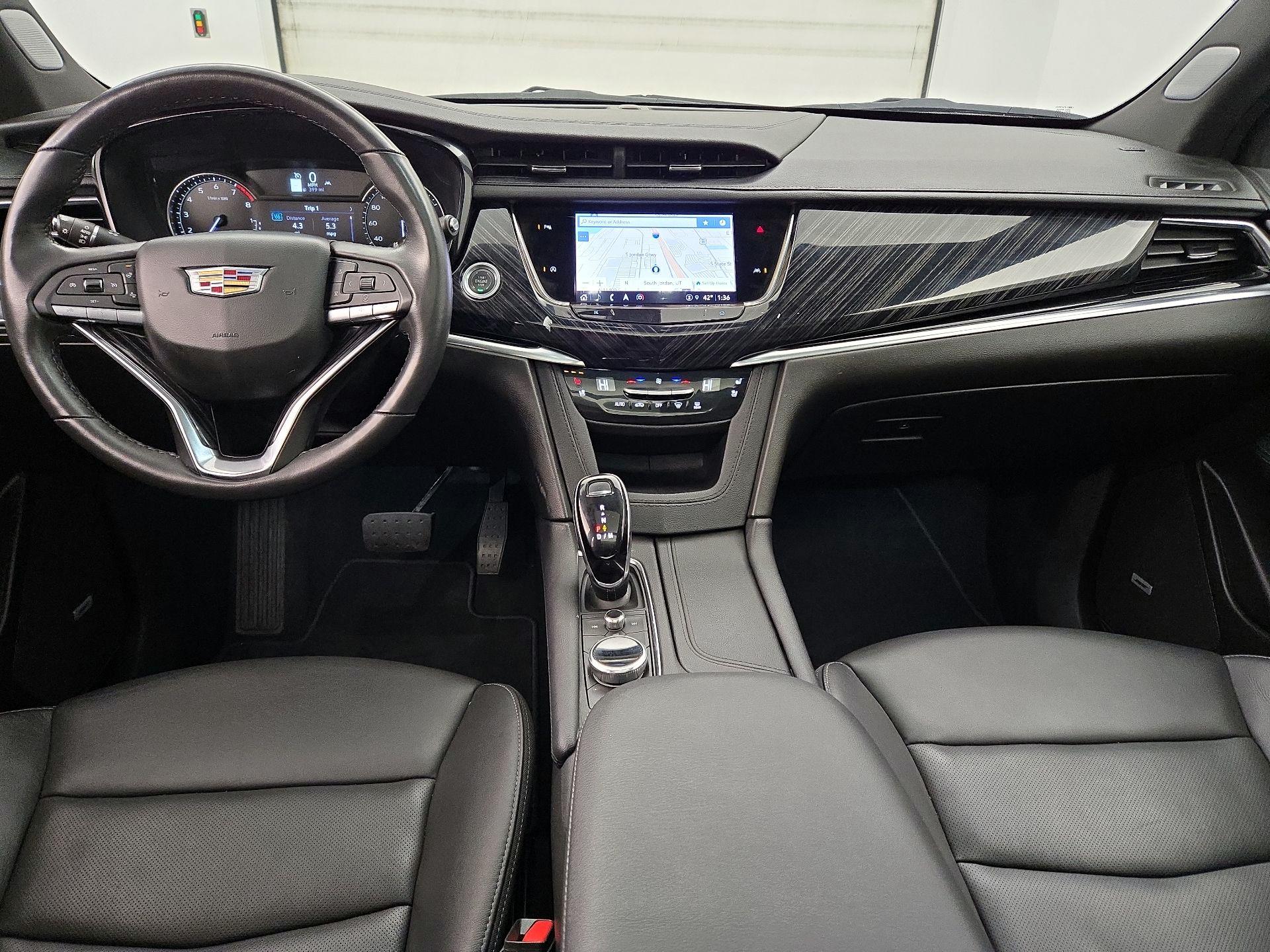 Thumbnail: 2025 Cadillac XT6 - 9