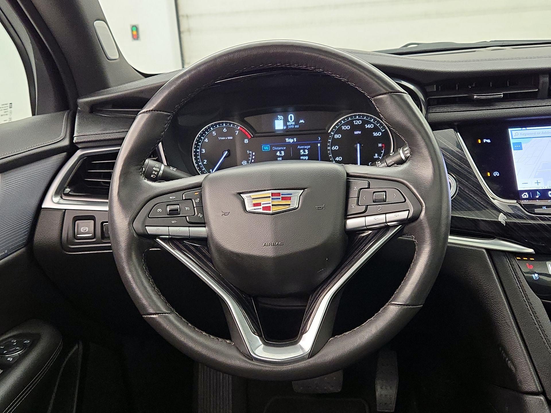 Thumbnail: 2025 Cadillac XT6 - 10