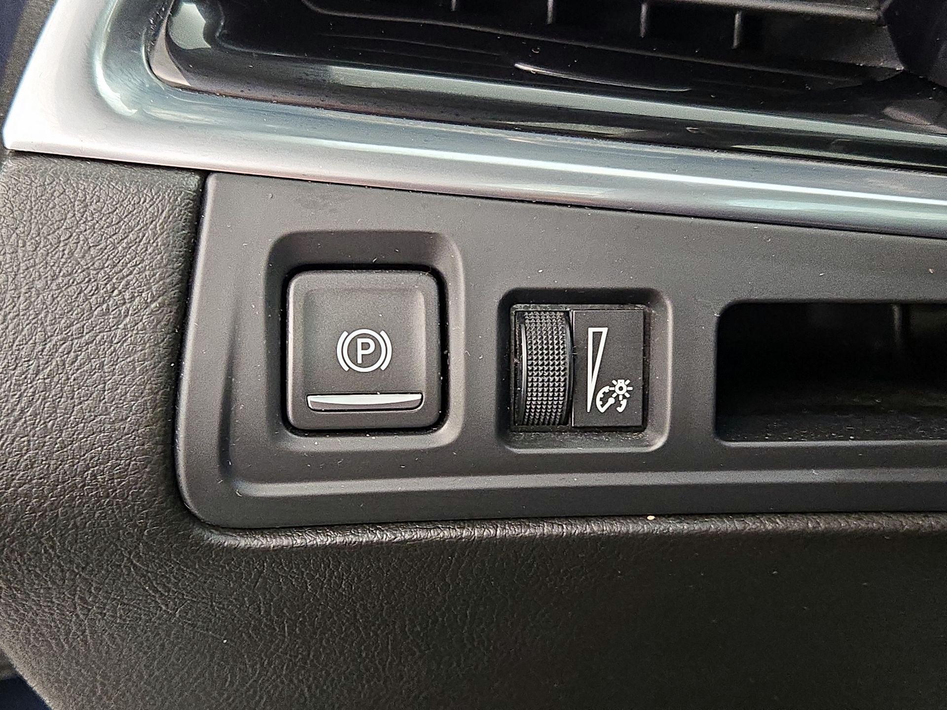 Thumbnail: 2025 Cadillac XT6 - 13