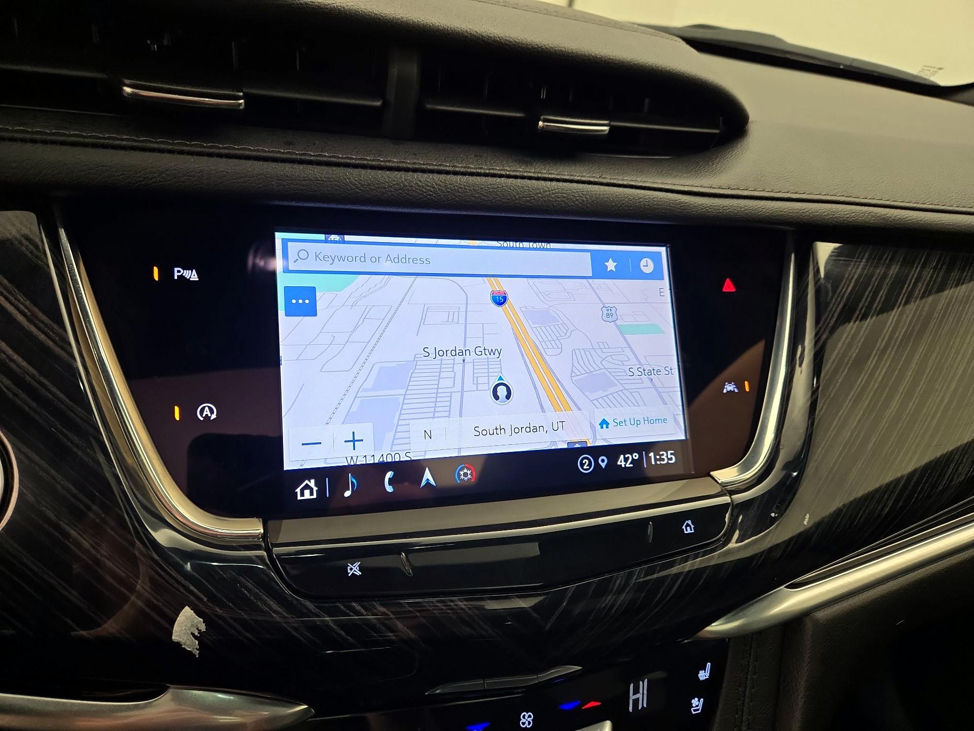 Thumbnail: 2025 Cadillac XT6 - 14