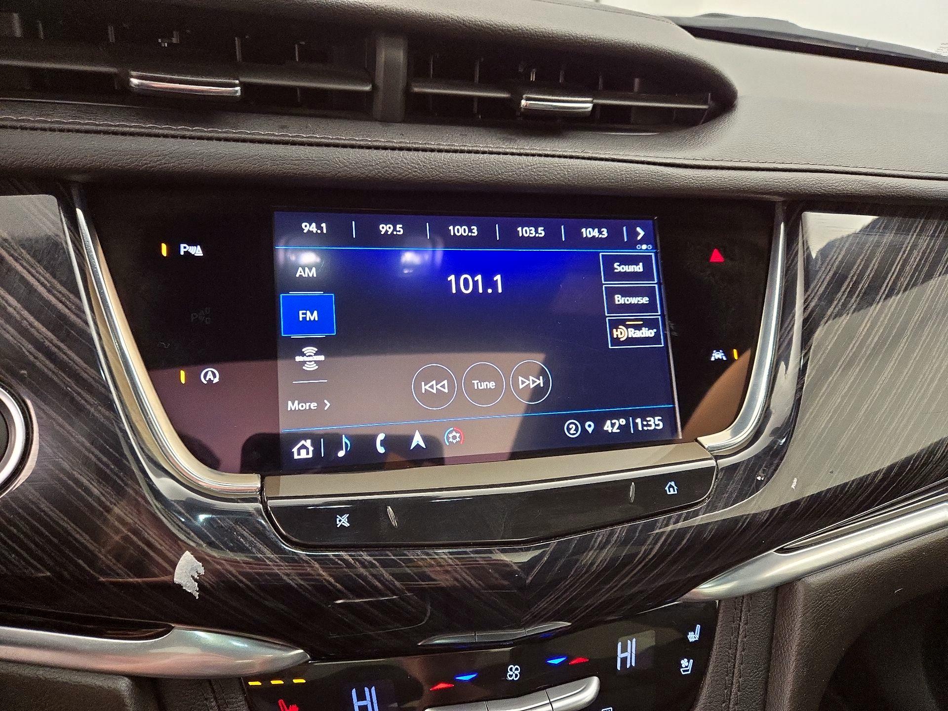 Thumbnail: 2025 Cadillac XT6 - 16