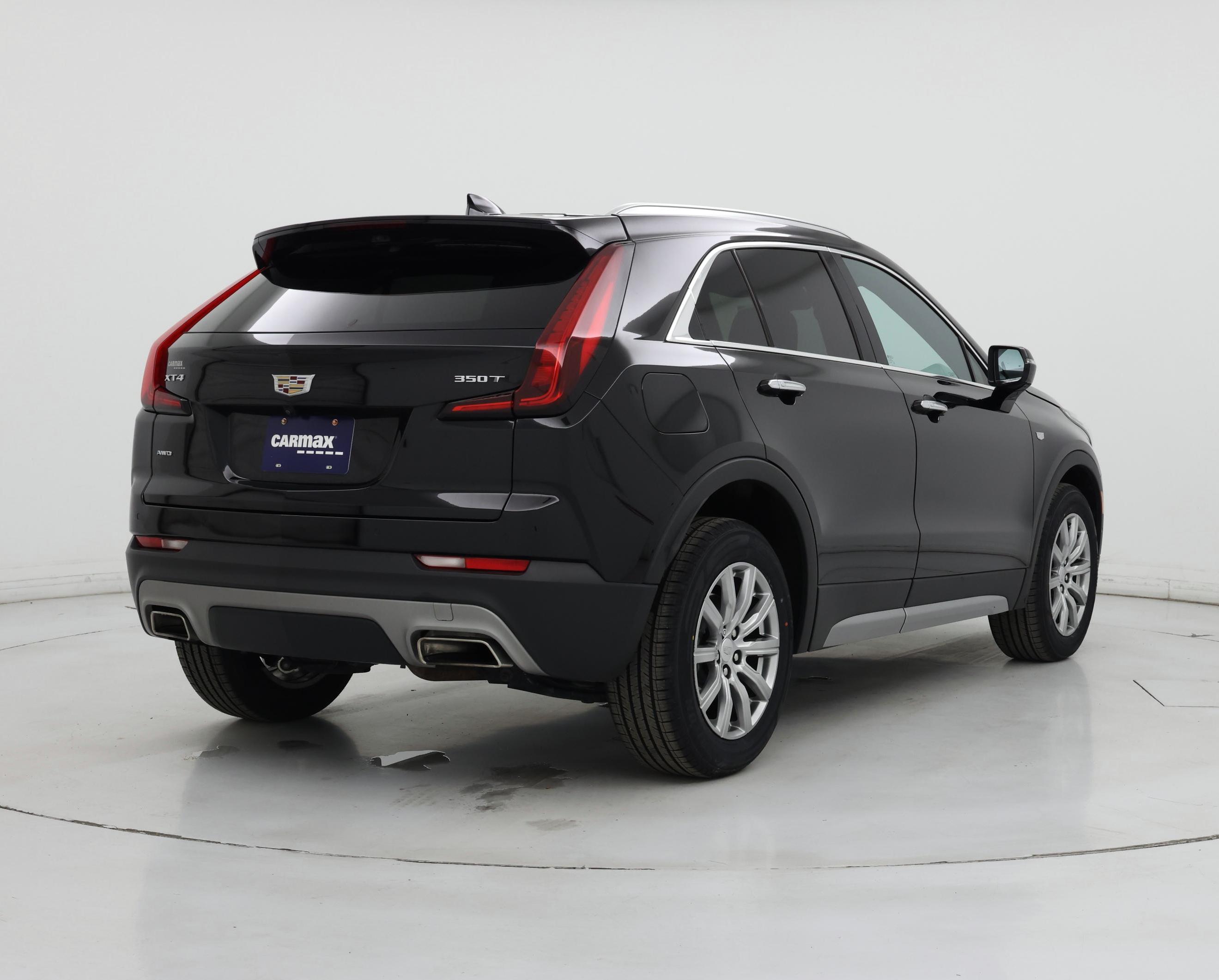 Thumbnail: 2023 Cadillac XT4 - 8