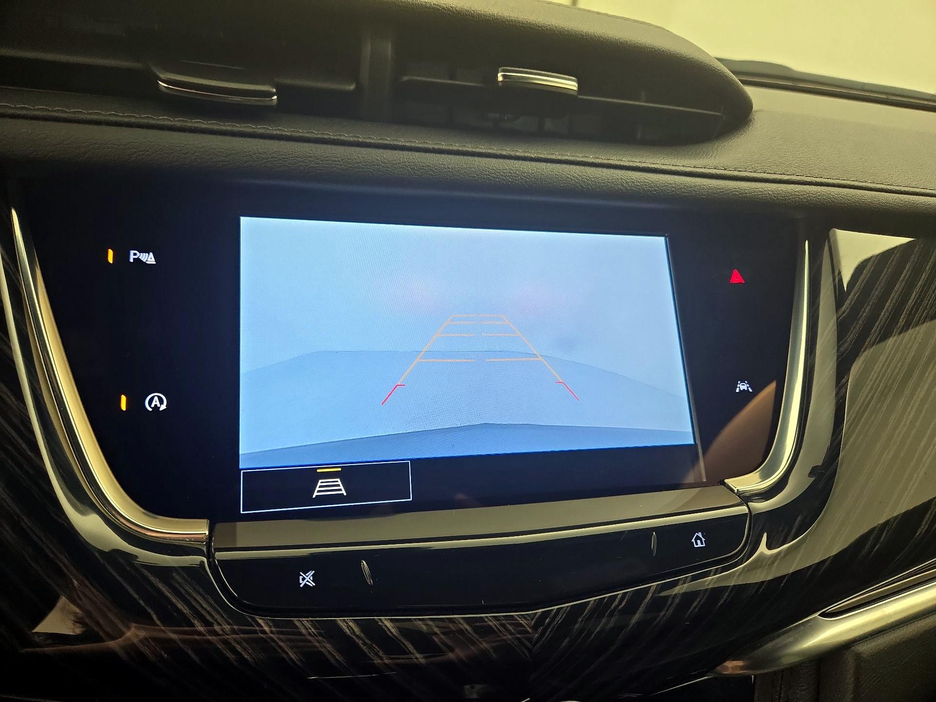 Thumbnail: 2025 Cadillac XT6 - 15