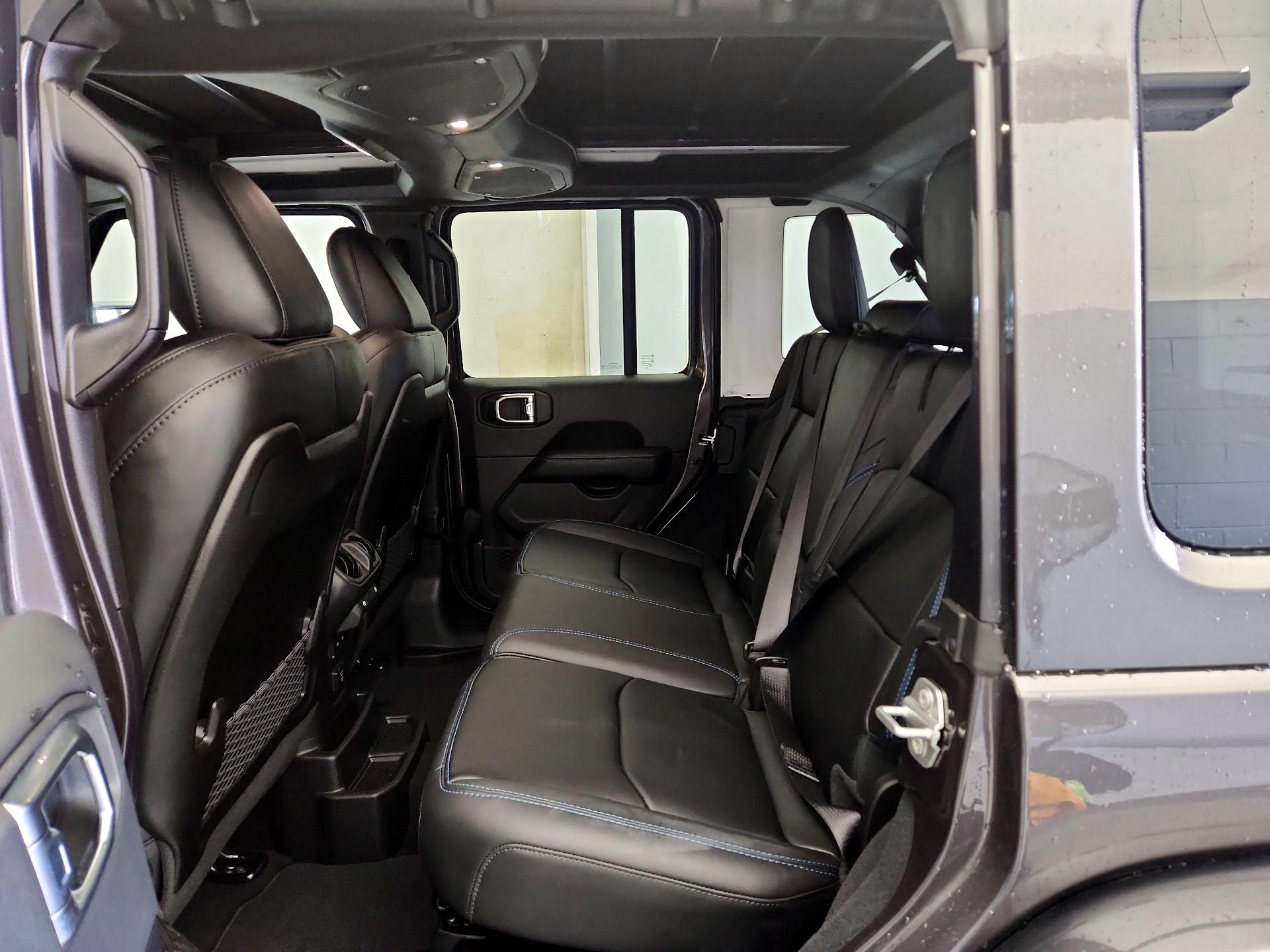 Thumbnail: 2025 Jeep Wrangler - 20