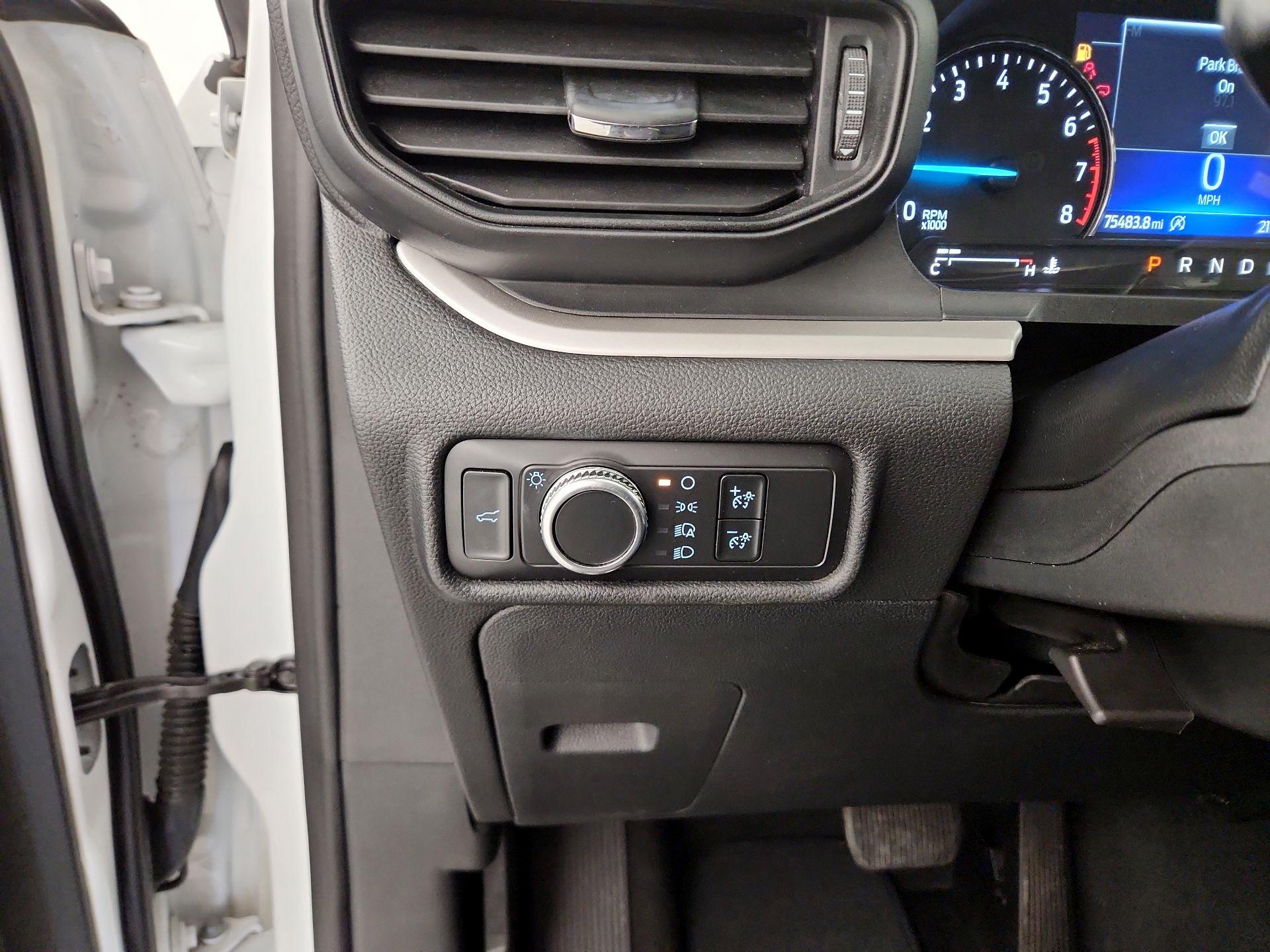 Thumbnail: 2020 Ford Explorer - 13