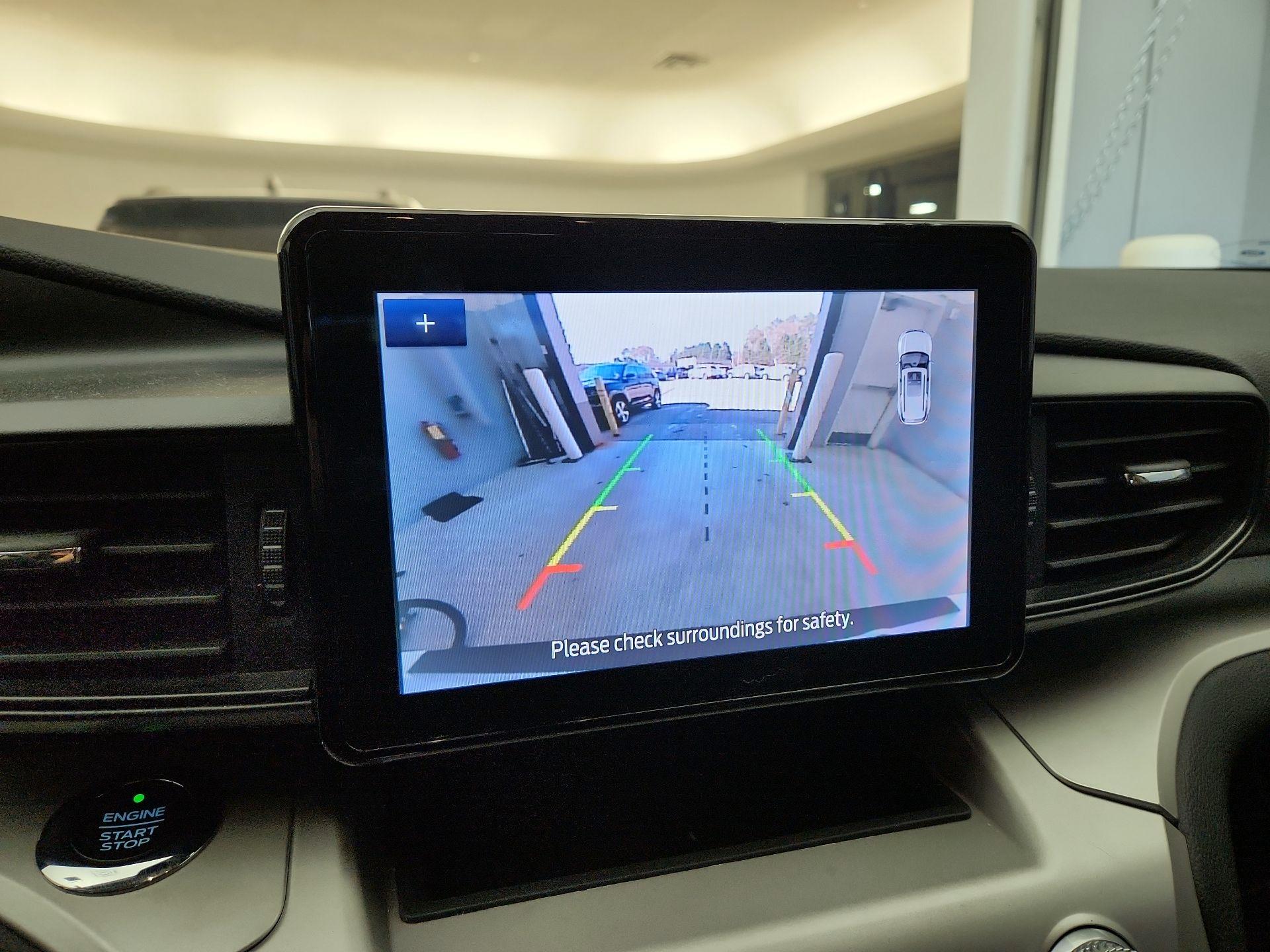 Thumbnail: 2020 Ford Explorer - 14