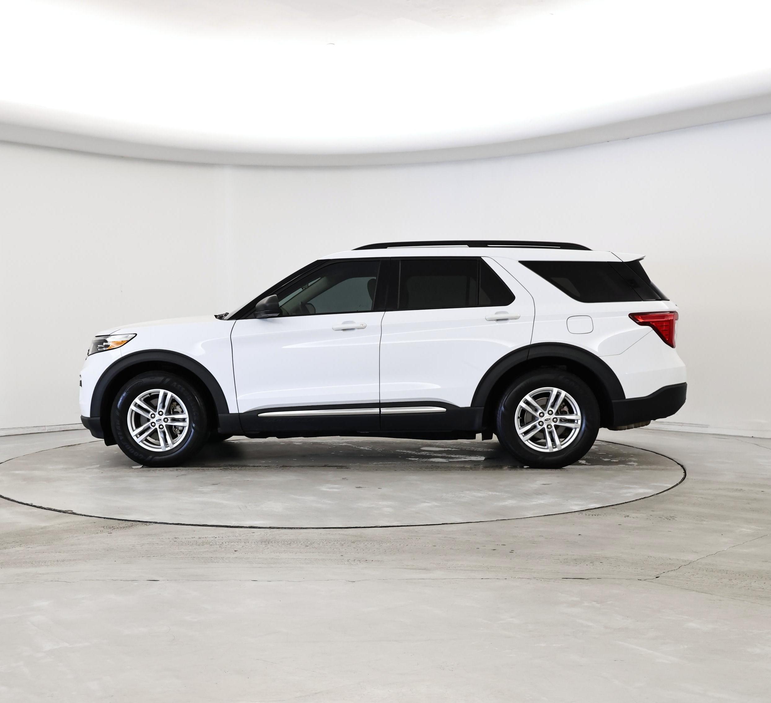 Thumbnail: 2020 Ford Explorer - 3