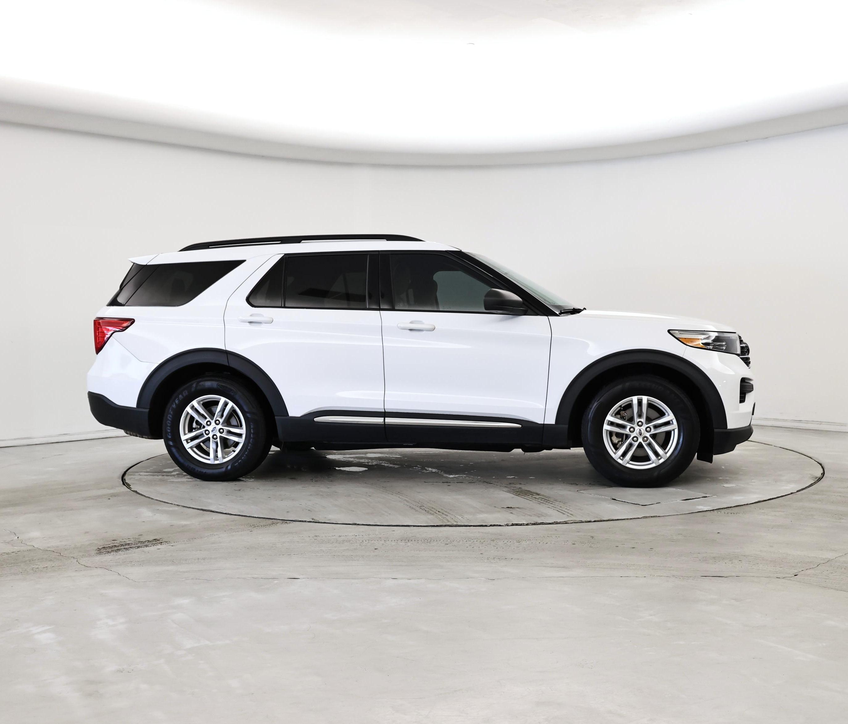 Thumbnail: 2020 Ford Explorer - 7