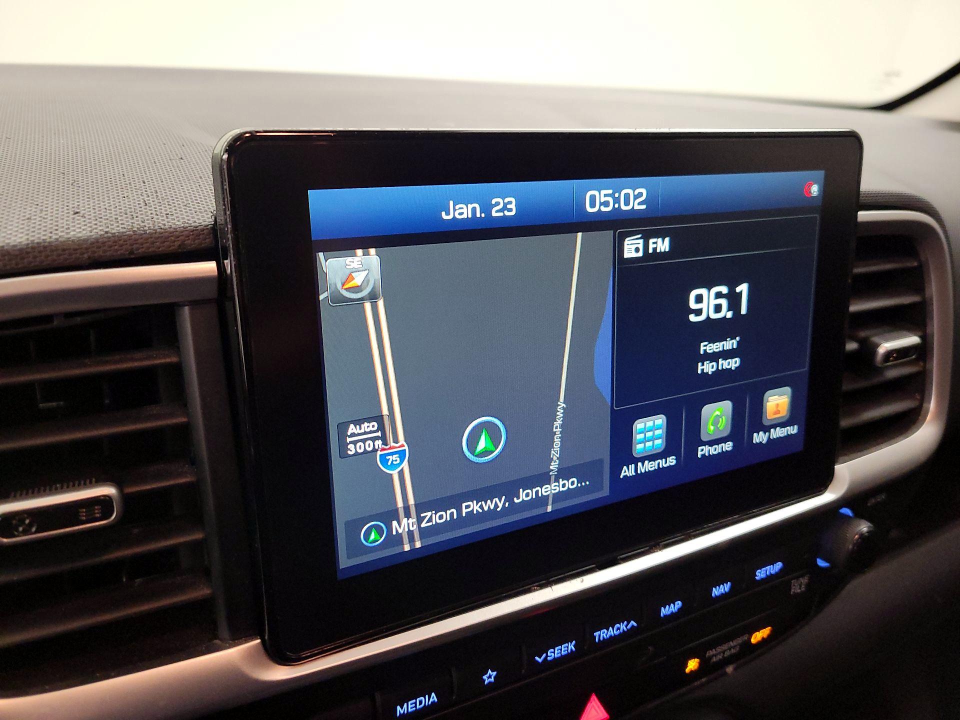 Thumbnail: 2020 Hyundai Venue - 16