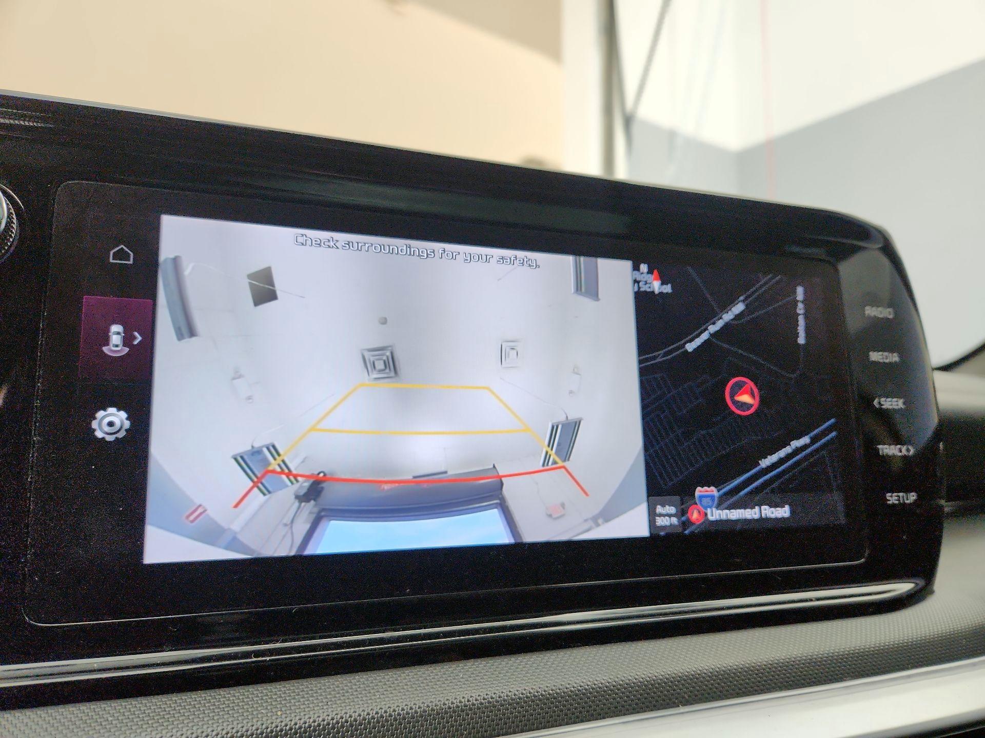 Thumbnail: 2022 Kia K5 - 15