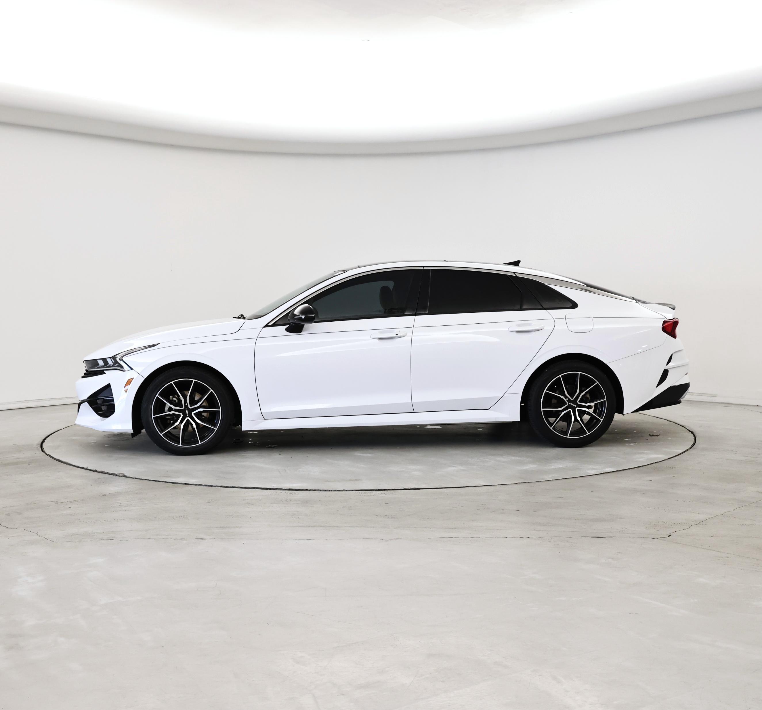 Thumbnail: 2022 Kia K5 - 3