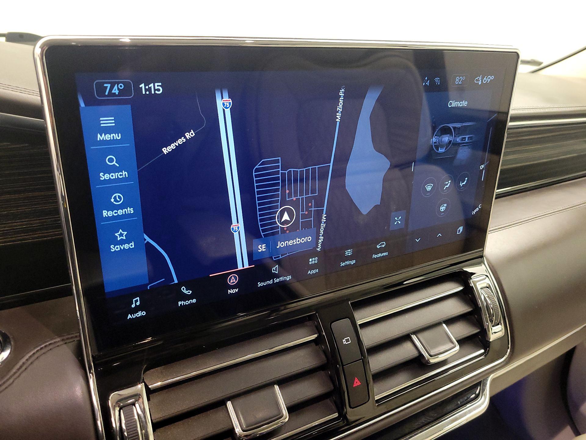 Thumbnail: 2023 Lincoln Navigator - 14