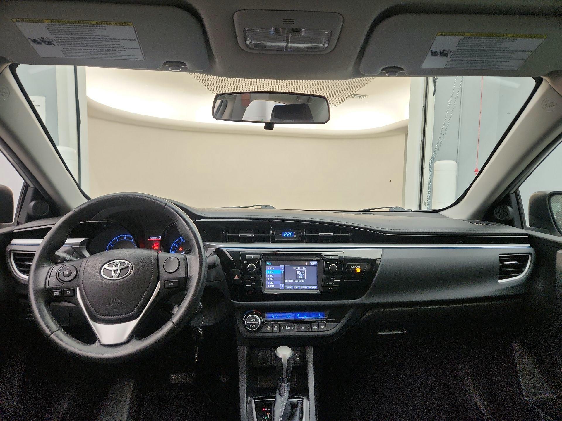 Thumbnail: 2015 Toyota Corolla - 9