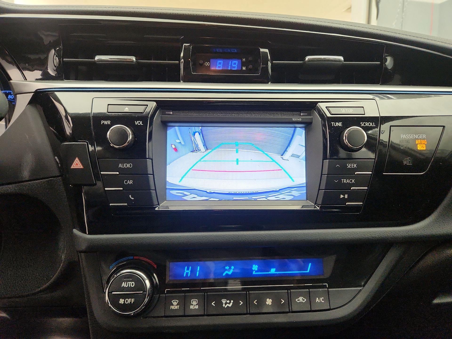 Thumbnail: 2015 Toyota Corolla - 14