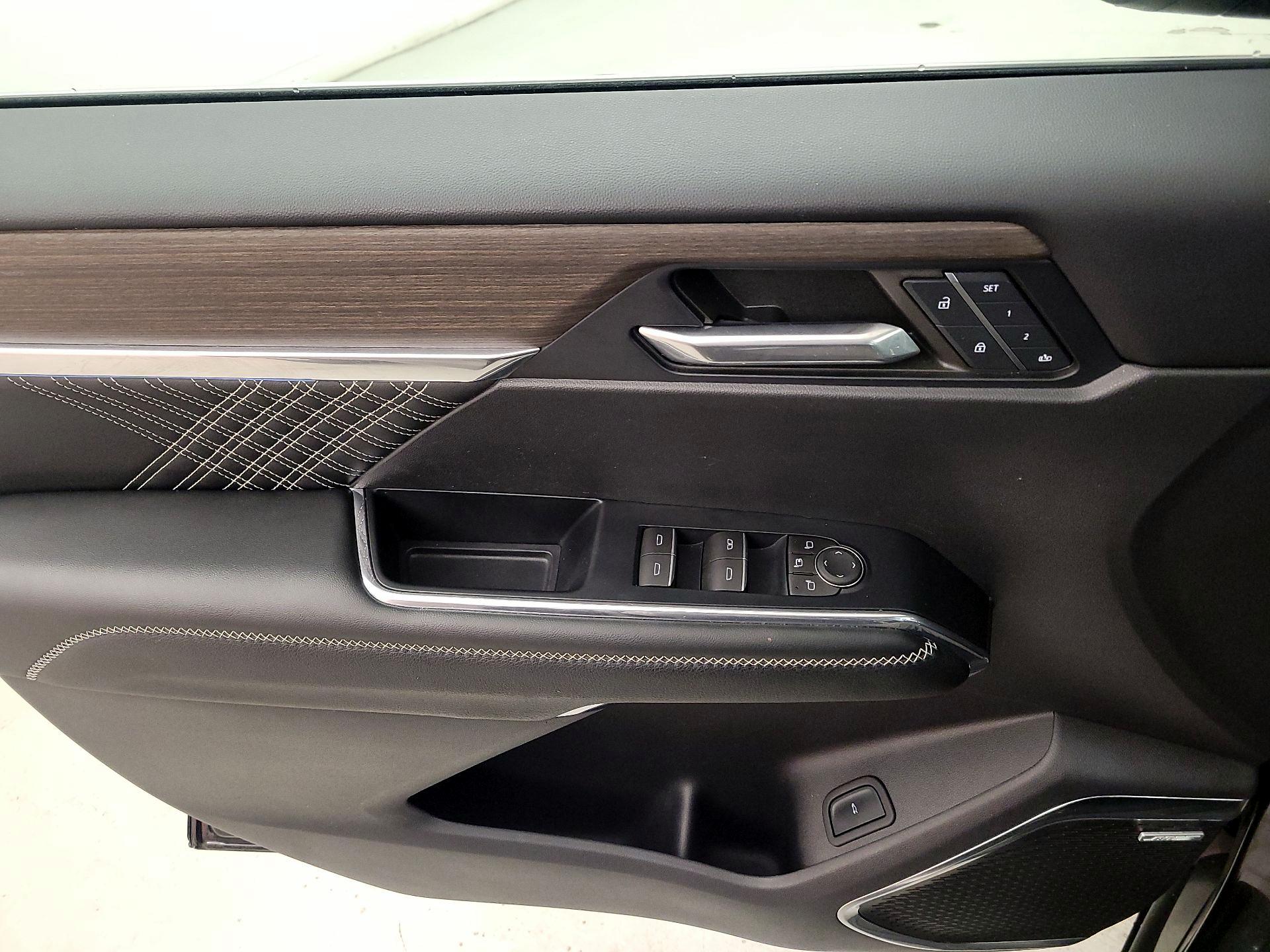 Thumbnail: 2024 GMC Acadia - 12