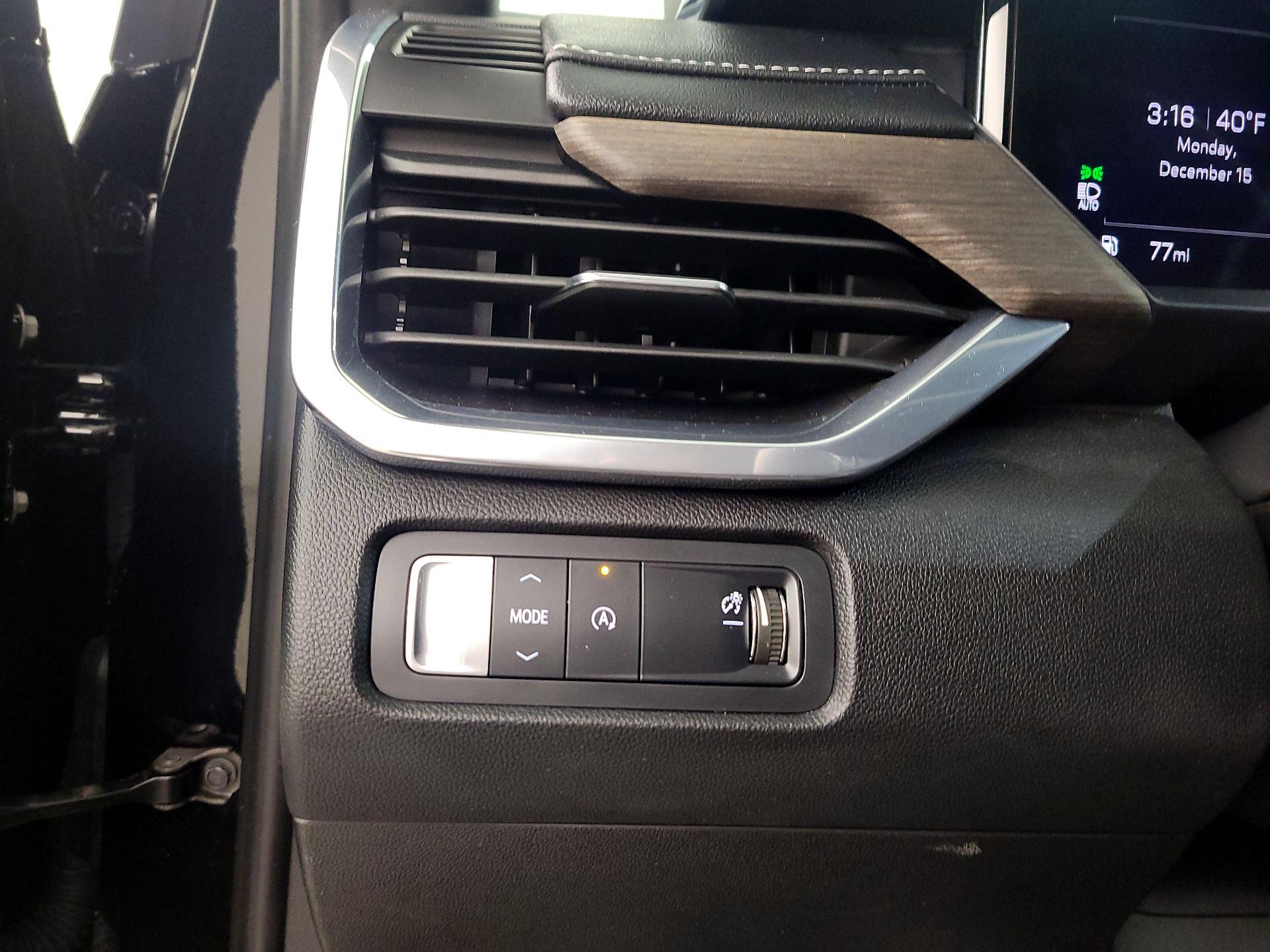 Thumbnail: 2024 GMC Acadia - 13