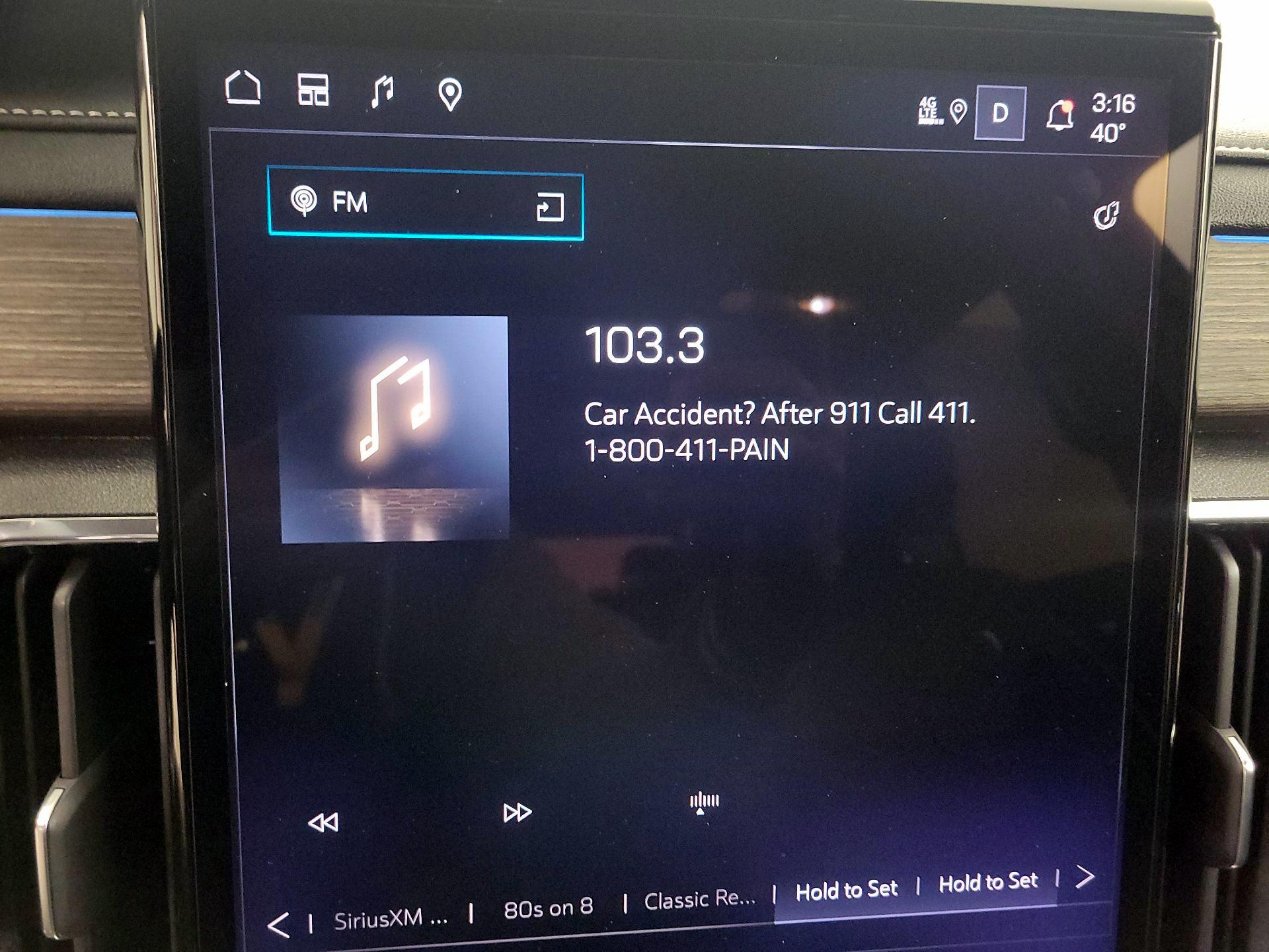 Thumbnail: 2024 GMC Acadia - 16
