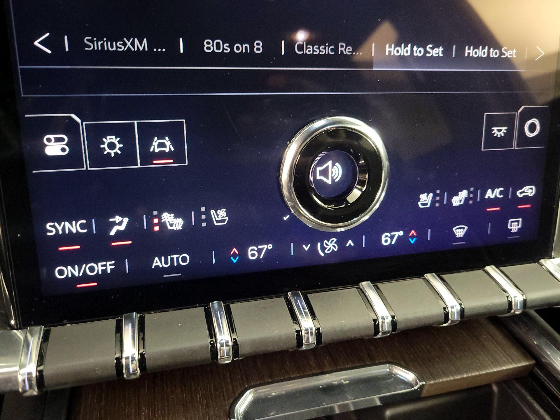 Thumbnail: 2024 GMC Acadia - 17