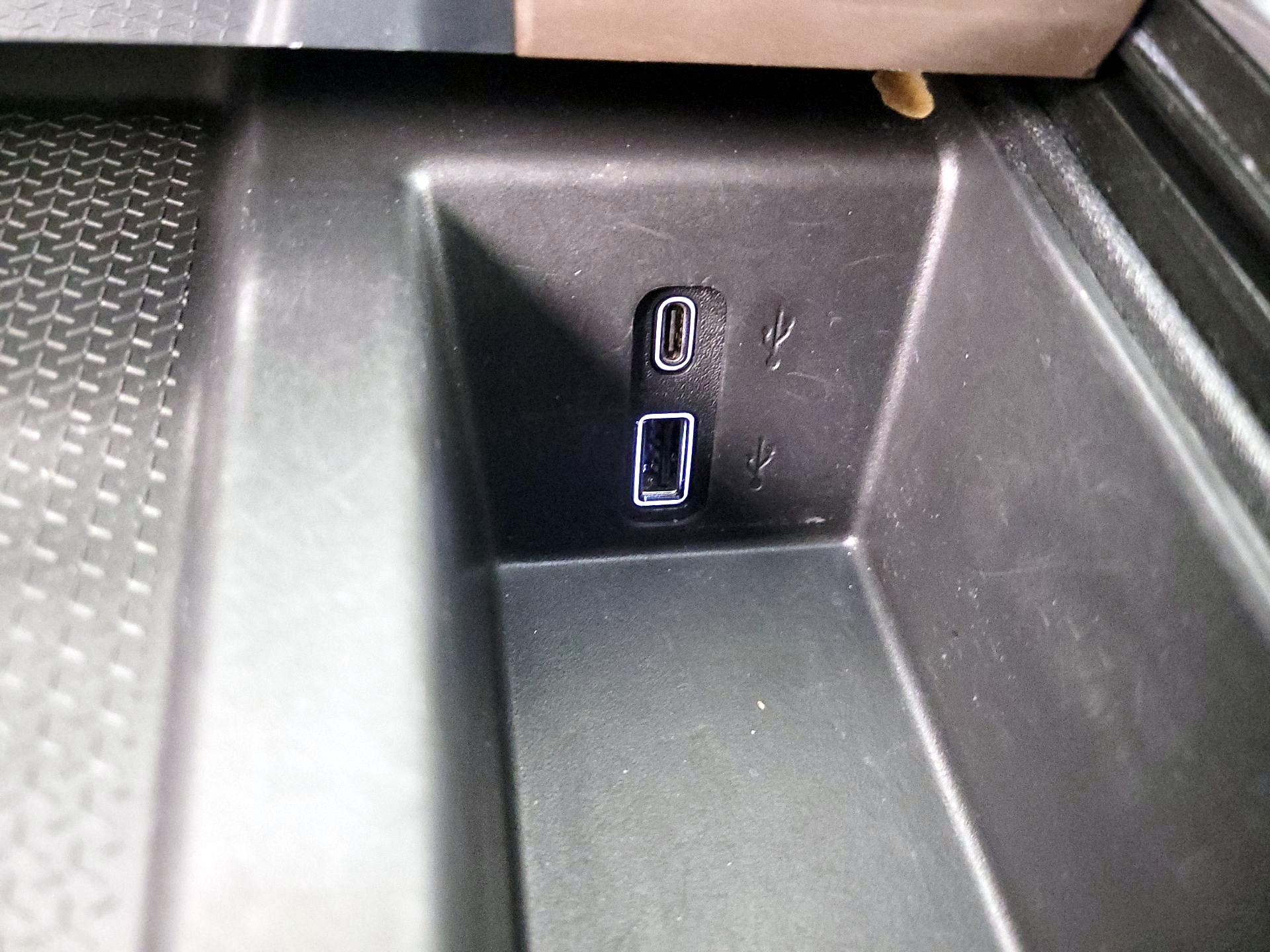 Thumbnail: 2024 GMC Acadia - 19