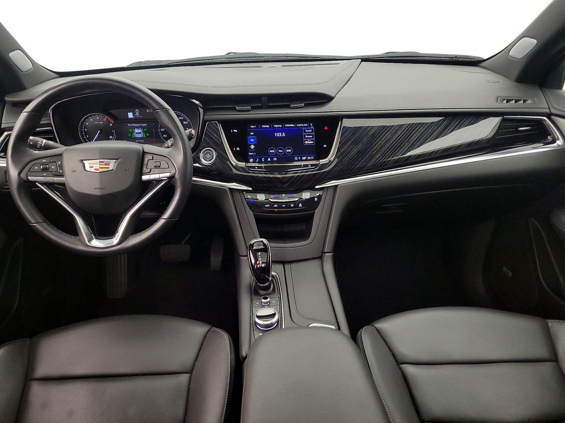 Thumbnail: 2025 Cadillac XT6 - 9