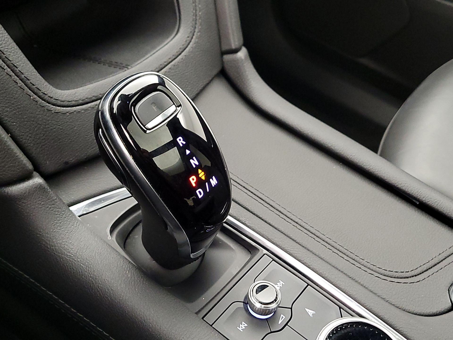 Thumbnail: 2025 Cadillac XT6 - 17