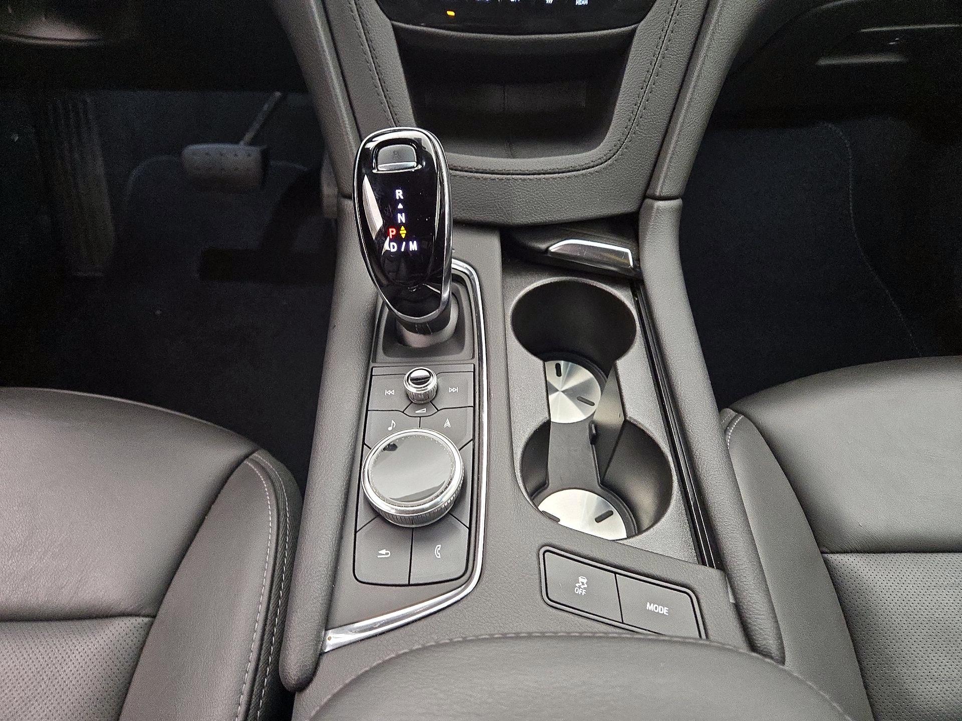 Thumbnail: 2025 Cadillac XT6 - 17