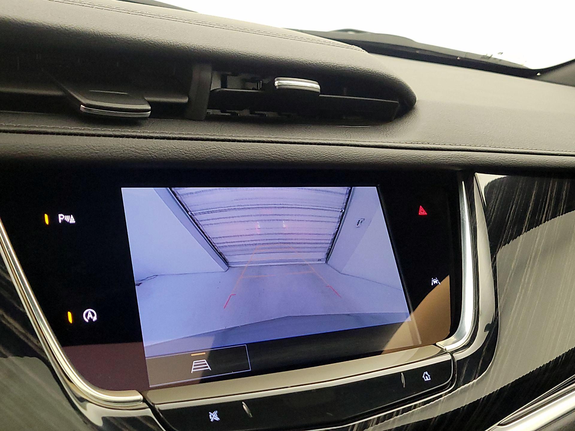 Thumbnail: 2025 Cadillac XT6 - 14