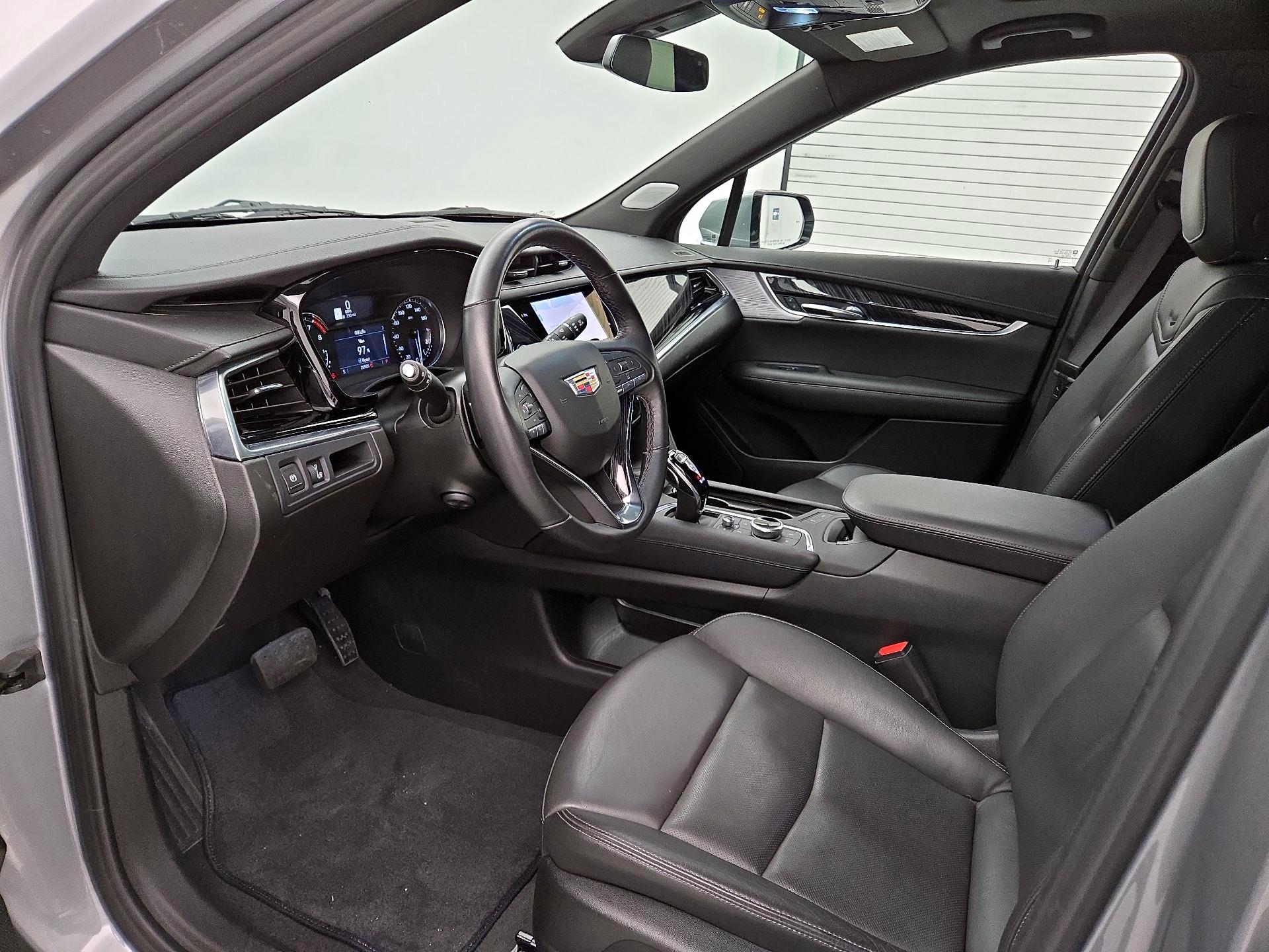 Thumbnail: 2025 Cadillac XT6 - 11